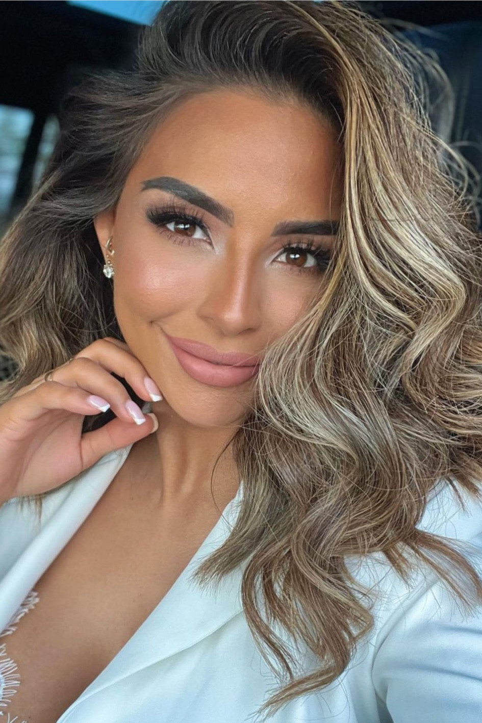 Porno xolasining koylagini kotardi