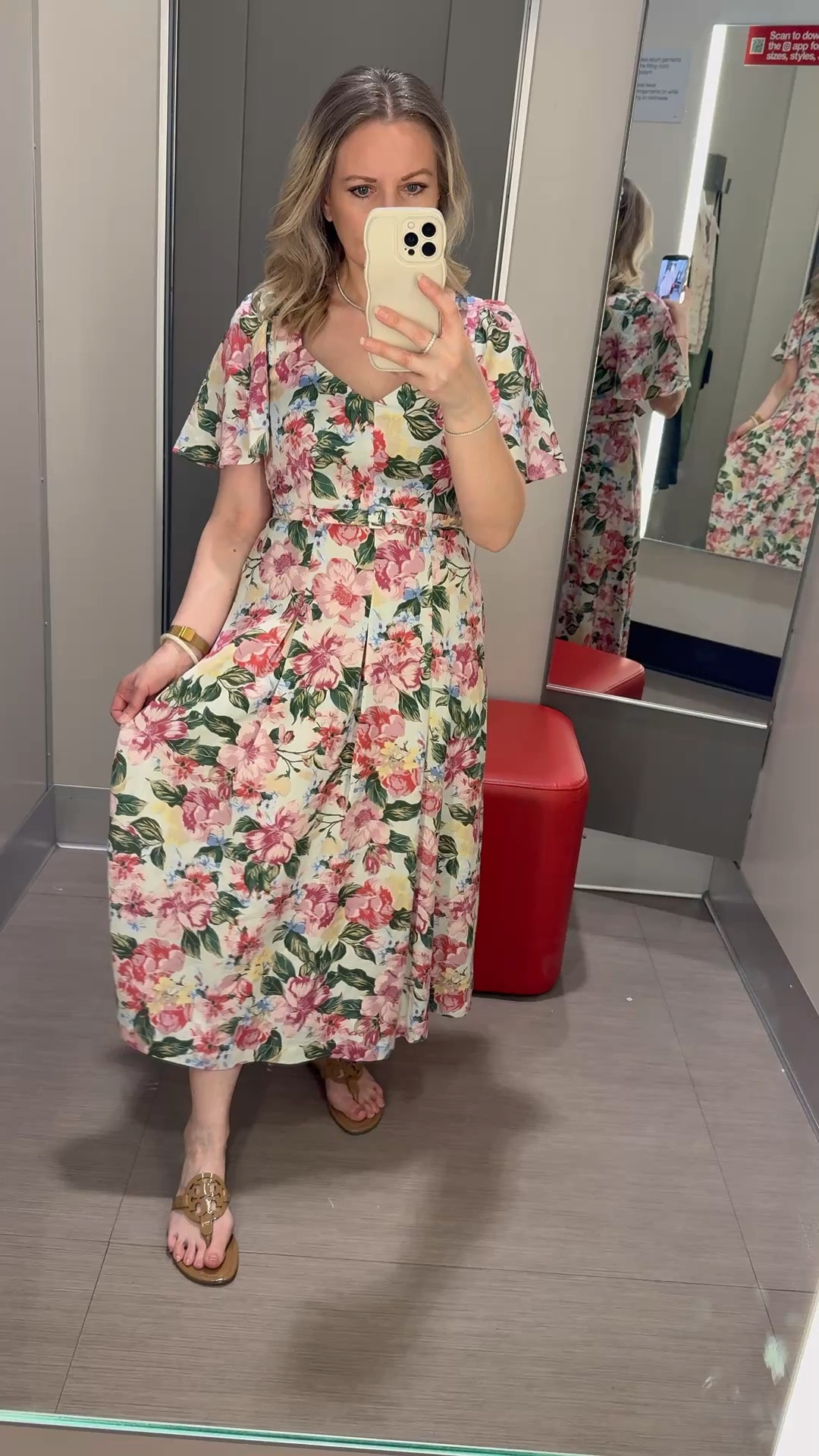 Beautiful dress for spring and Easter. It has a belt, pockets and zipper on the side. Fits tts. 


Easter outfit, spring dress, Easter dress 

#LTKSpringSale #LTKSeasonal #LTKootd #LTKPetite
