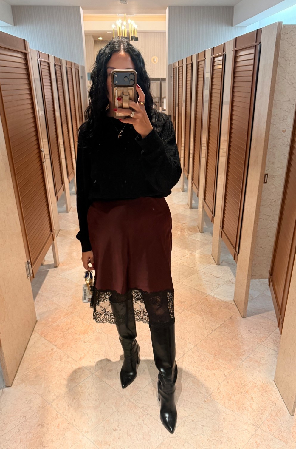 Wearing a small in this skirt! Runs big!

#LTKWorkwear #LTKHoliday #LTKootd