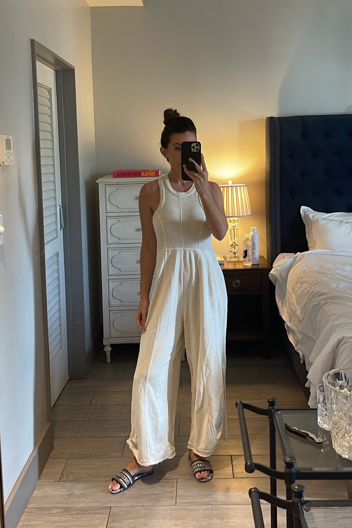 Wearing x-small, also have in red! 