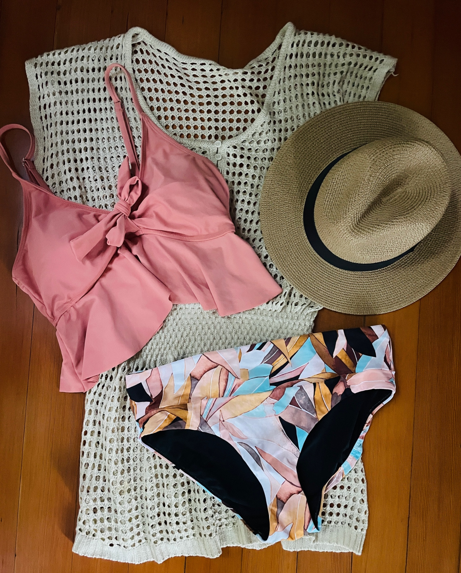 A day on the boat. 

#LTKSeasonal #LTKstyletip