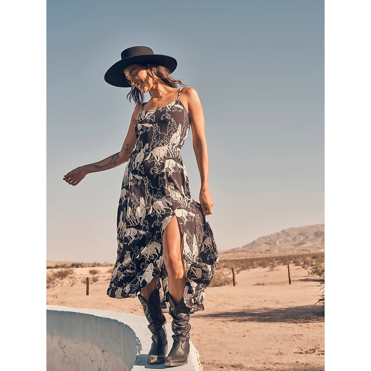 Women's Western Tank Maxi Dress in BW Horses | Wrangler