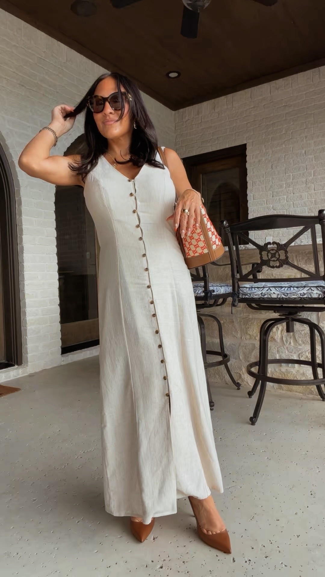 Babes… yesterday’s church fit came through soft, polished, and effortlessly elevated 🤍

This is the kind of dress that makes getting ready feel easy… classic, flattering, and instantly put together the second you slip it on. Added my favorite heels and bag for that little finishing touch.

Wearing a size extra small

5’2” • 130 lbs • 34DD • 25” waist • size extra small

#PetiteFashion #Over40Style #AmazonFashion #ChurchOutfit #SpringStyle