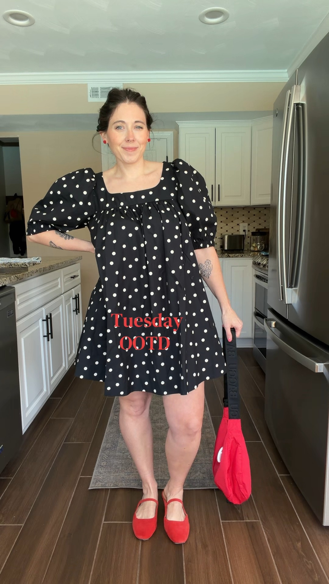 A pop of red is my love language 😘

#LTKootd