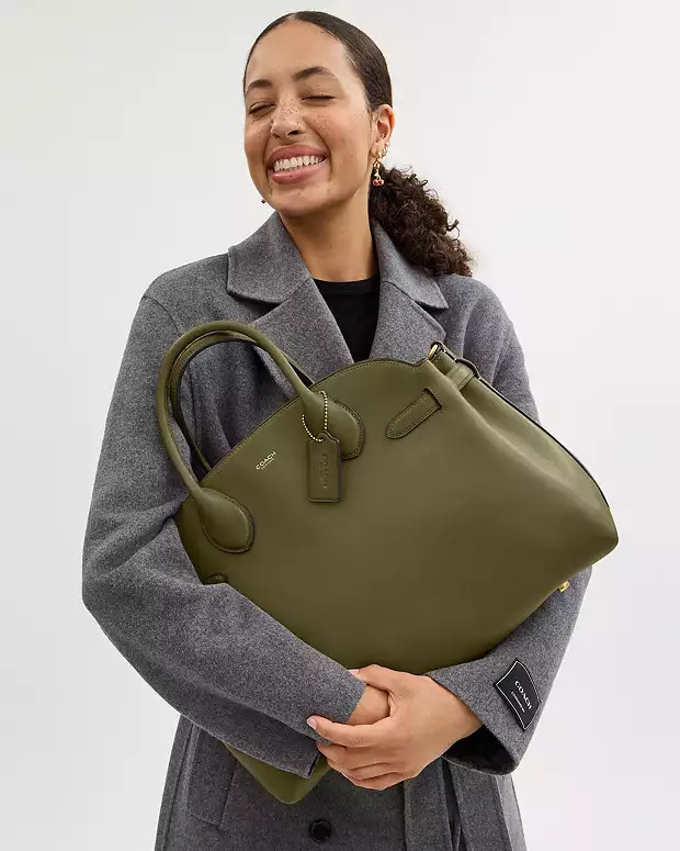 Soft Empire Carryall Bag 40 | Coach (US)