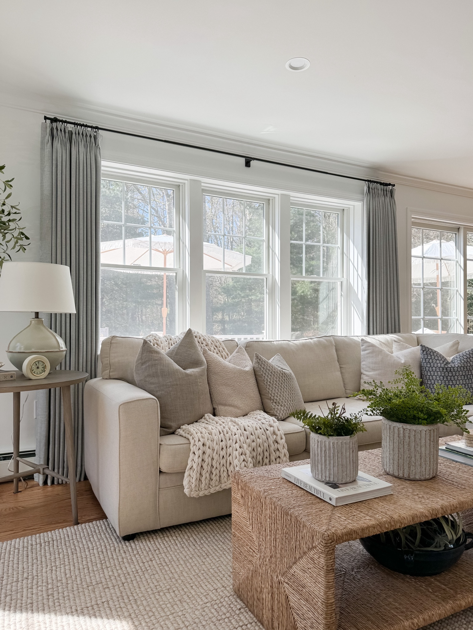 Affordable Living Room Finds

Home finds, home decor, home inspo, decor finds, decor inspo, affordable home, affordable decor, amazon home, amazon finds, amazon decor, neutral home, home inspo, home styling

#LTKStyleTip #LTKFindsUnder100 #LTKHome