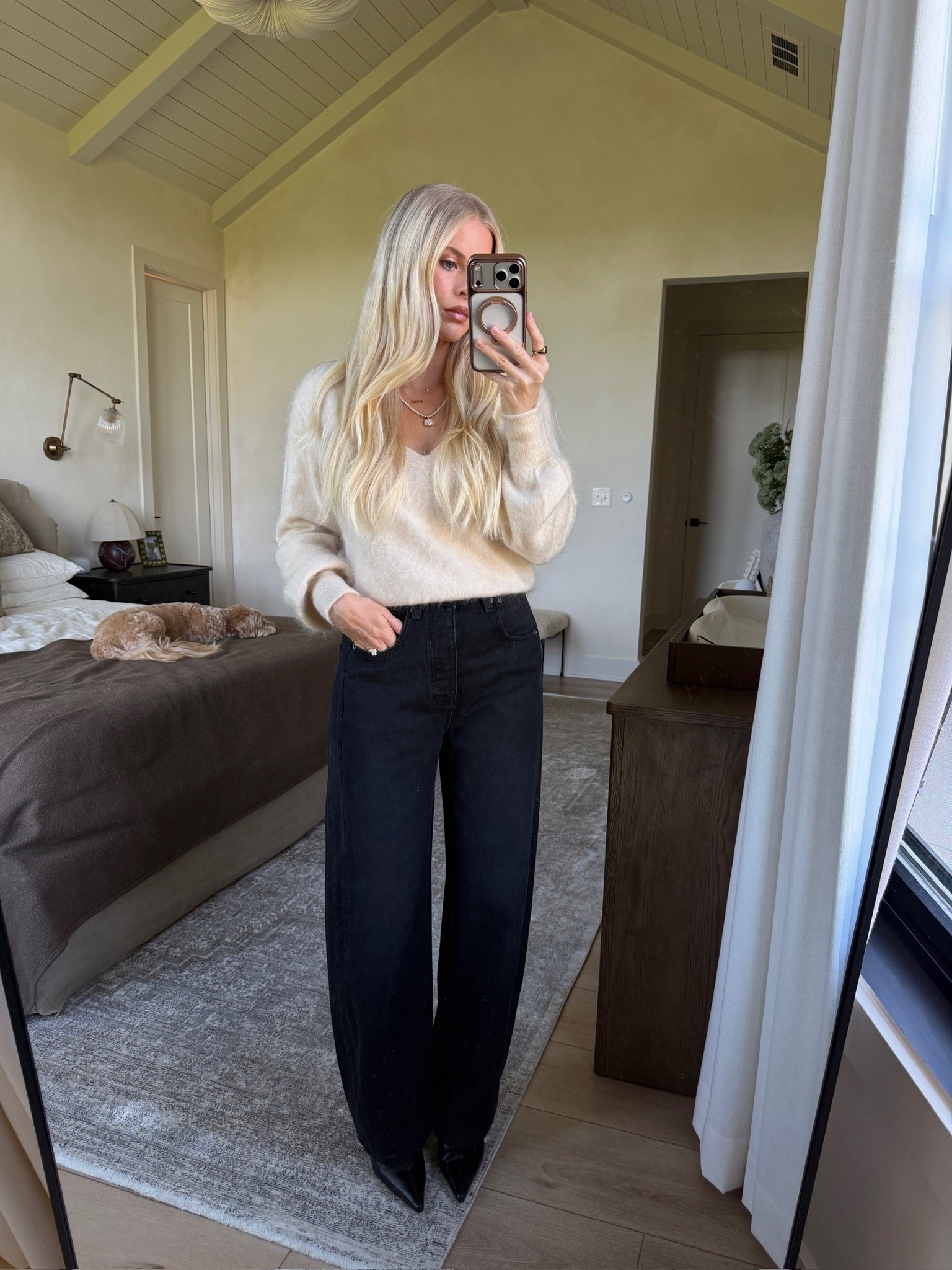 SIZE: med in sweater, 27 in jeans, boots run tts (linked similar). #kathleenpost

Fall outfit inspo, fall fashion, sweater weather