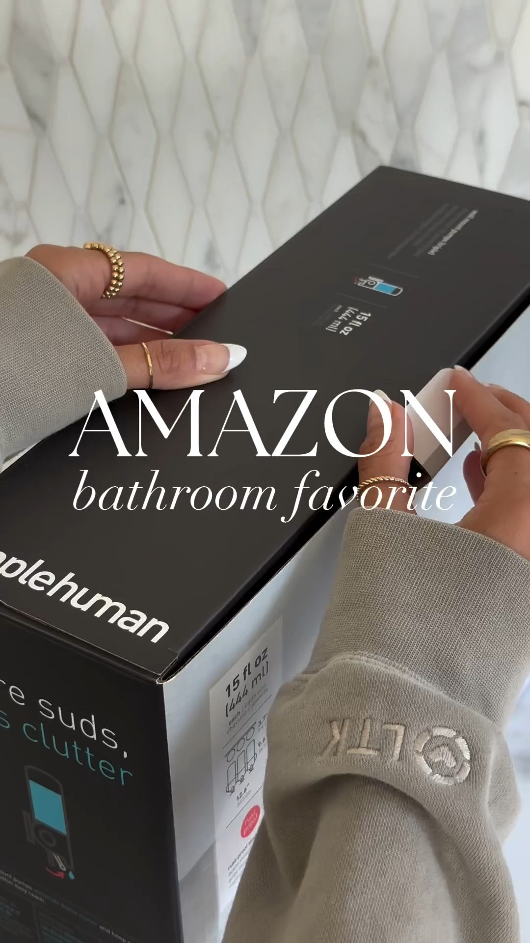 The cutest bathroom accessory😍 Give it that ‘clean’ look!

Shop the Amazon find below!⬇️ 

if you’re viewing follow @theclassycollective for more inspo✨

📷: instagram/@interiordesignella

#LTKFindsUnder100 #LTKHome