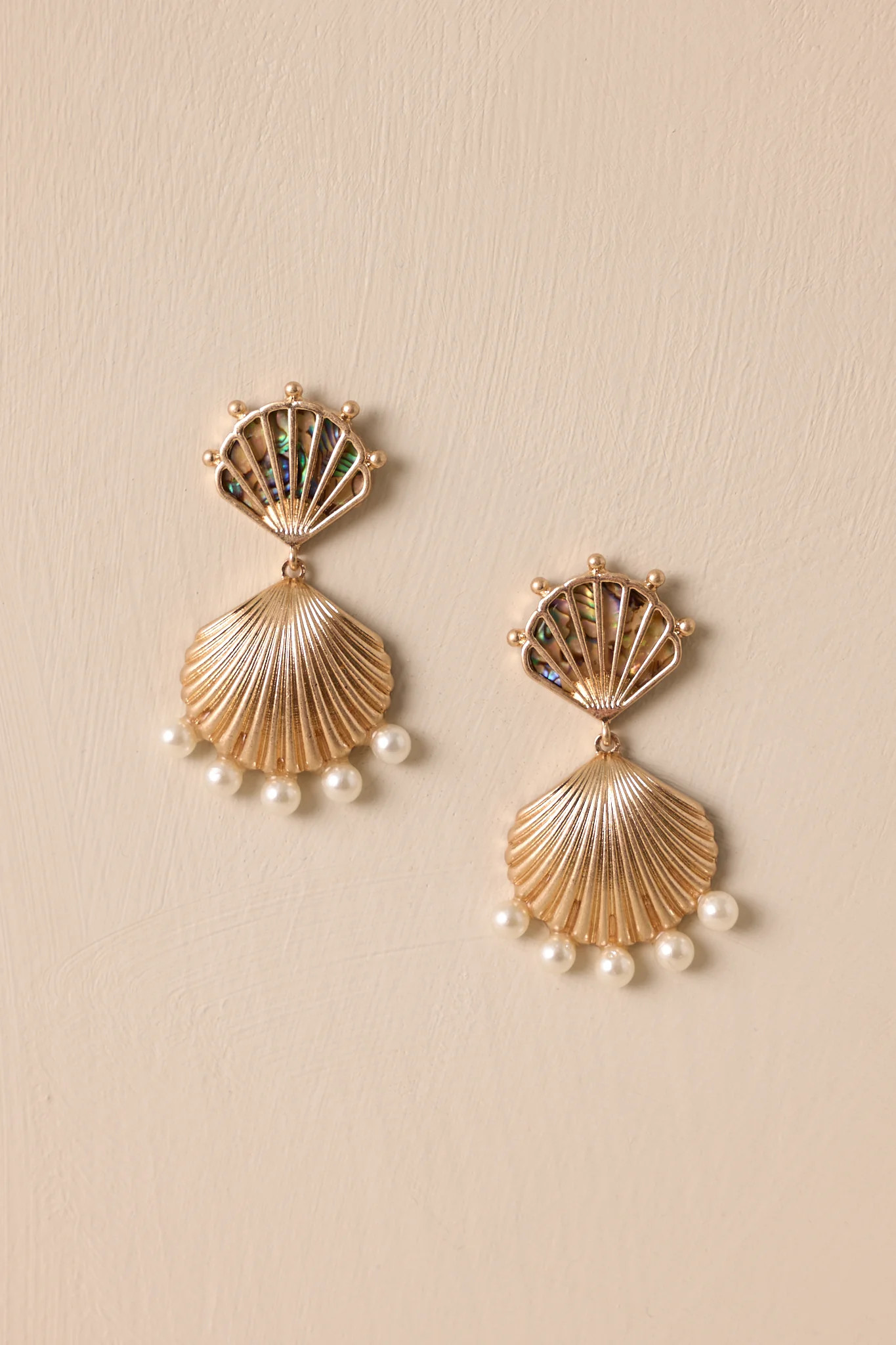 Seashell Radiance Gold Drop Earrings | Red Dress