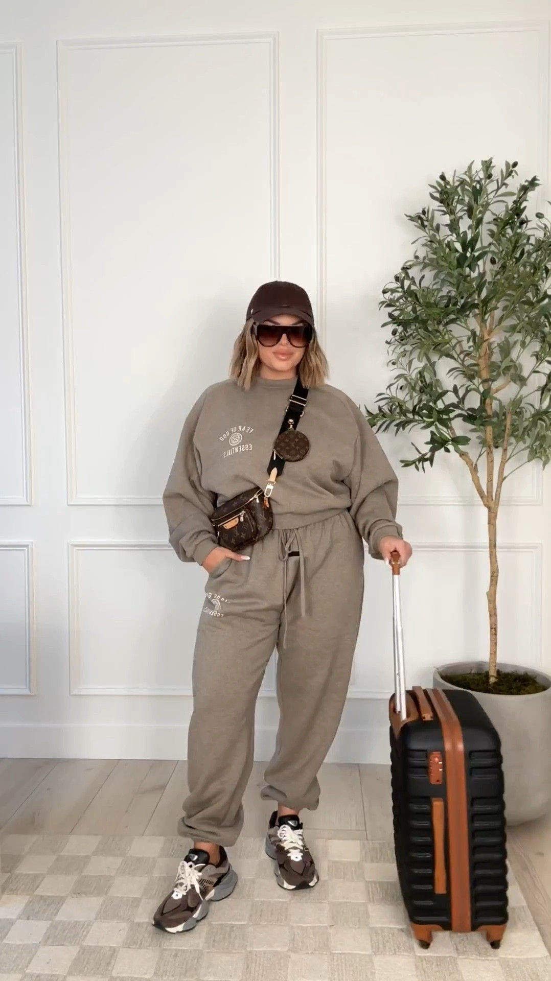 NYC airport outfit ✈️

Size L in both 
Amazon suitcase comes in a set of 3 under $100 ! Also linked my headphones they are on major sale right now 49% off ! 


Follow my shop @shaynaslife on the @shop.LTK app to shop this post and get my exclusive app-only content!

#liketkit 
@shop.ltk
https://liketk.it/54JmH

#LTKFindsUnder50 #LTKMidsize #LTKNYFW