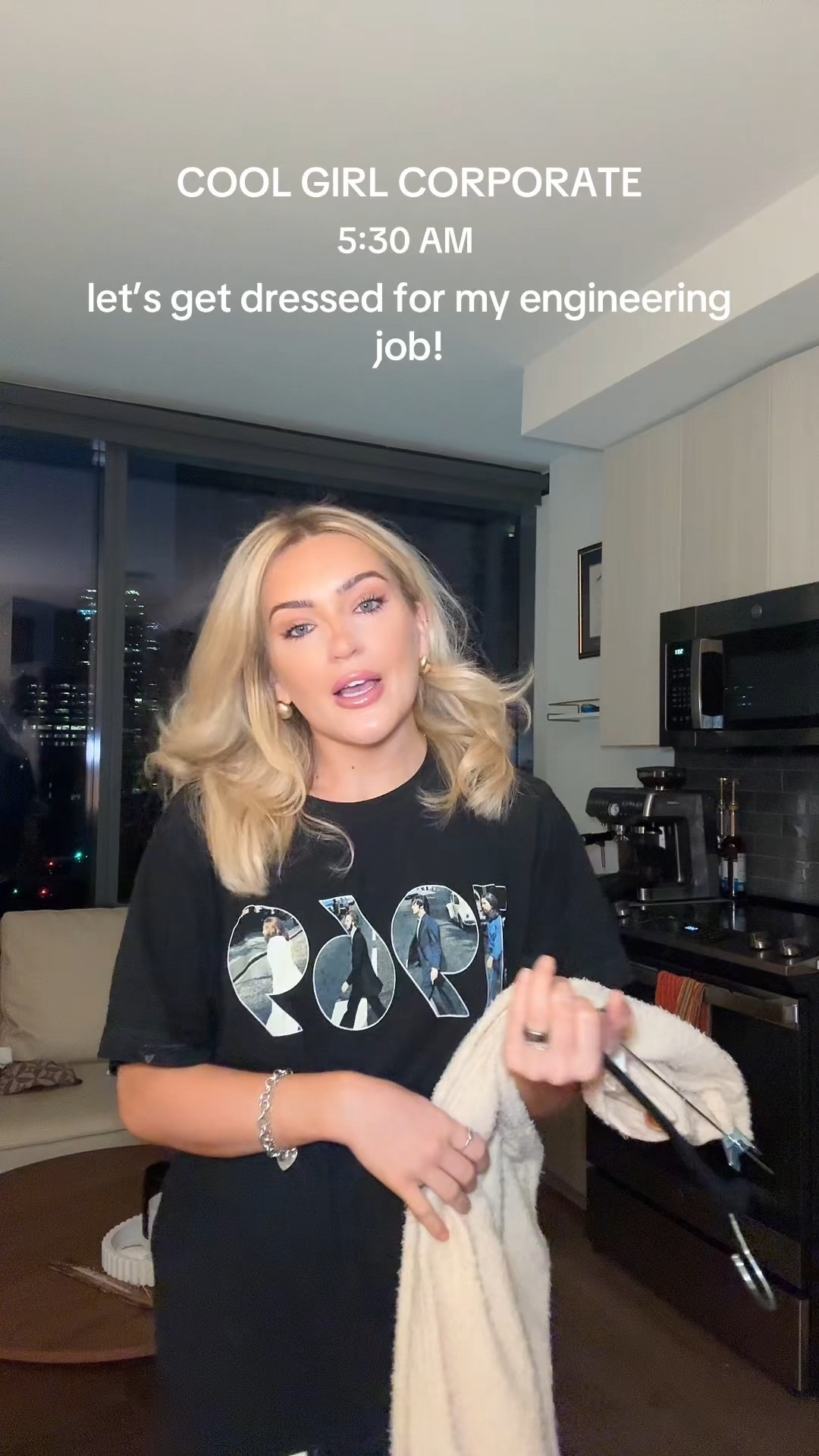 Cool girl corporate work outfit inspo 