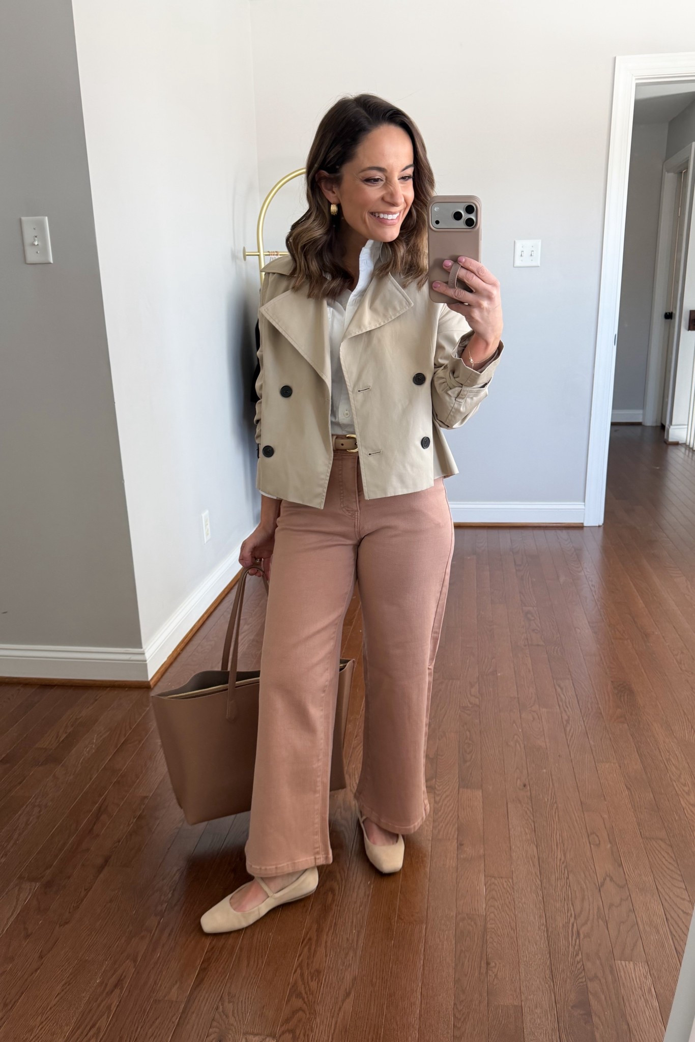 Another way to style these colored jeans! I think this could be a cute casual outfit for work. 

Jeans: 24 - 27” inseam. In petite they have a 25” inseam. True to size but stretch a lot with wear. 
Top: petite xxs 
Jacket: xxs 
Shoes: tts 

#LTKPetite #LTKWorkwear