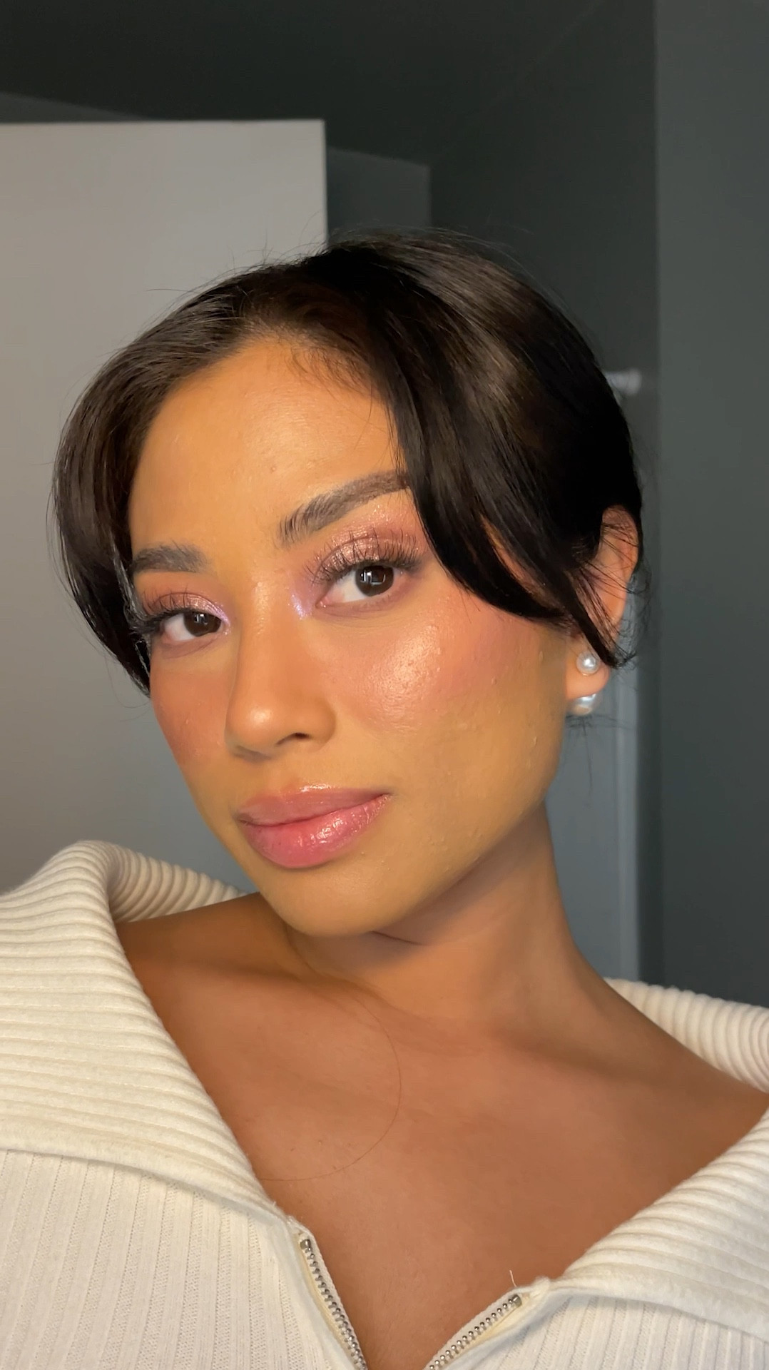 easy updo hairstyle for holidays or any occasion 

#LTKBeauty #LTKHoliday #LTKFindsUnder50