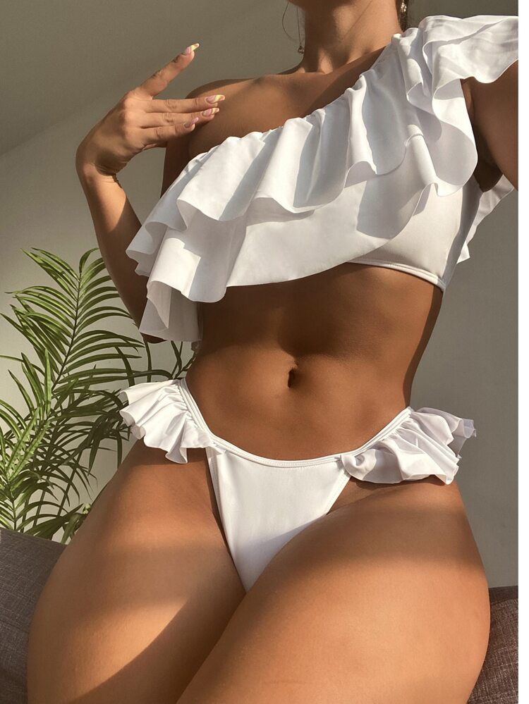 Tiered Ruffle One Shoulder Bikini Swimsuit | SHEIN