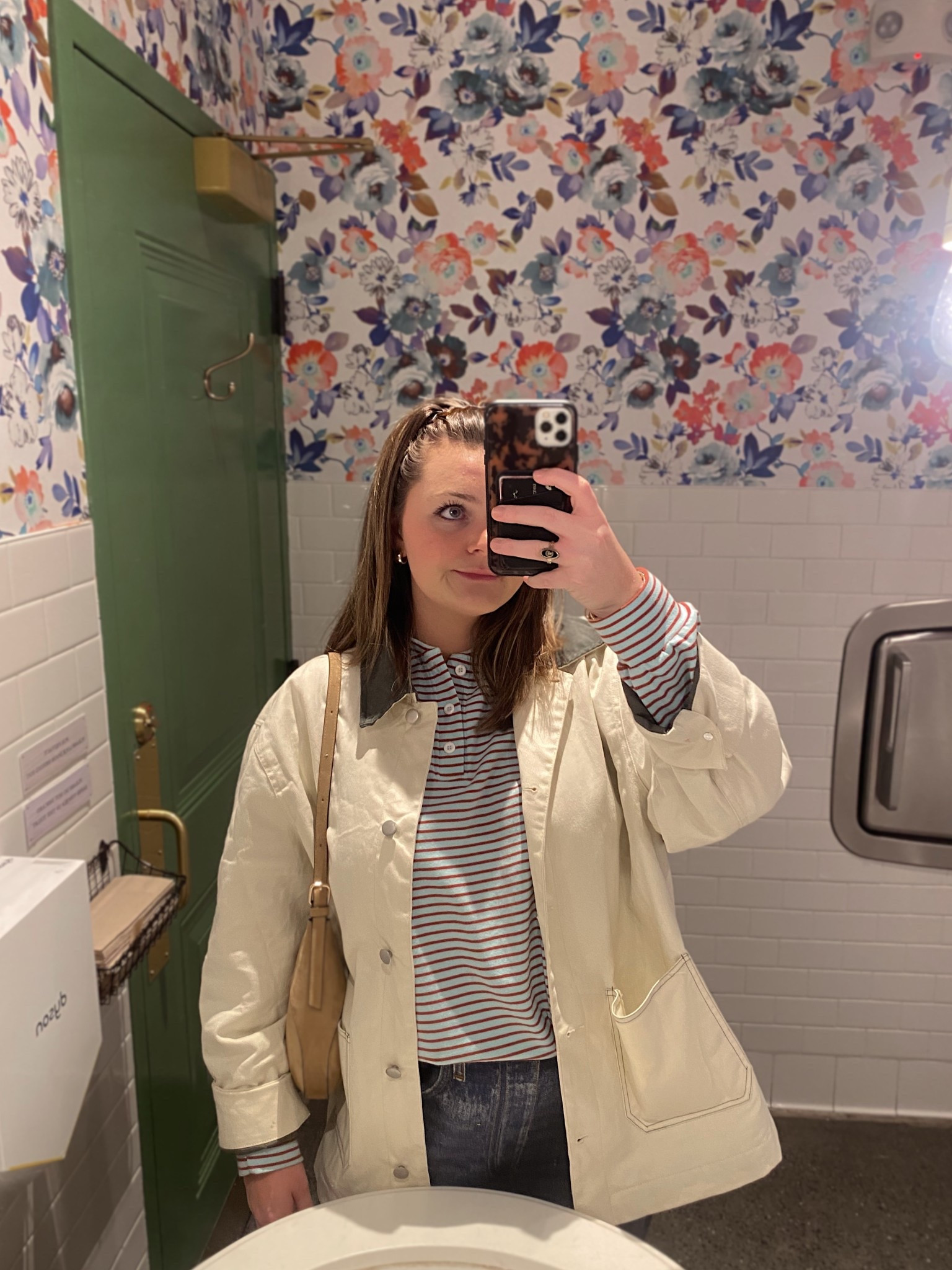 Finally chilly enough for my DD barn jacket🍂 Fall outfit, Daily Drills, Barn jacket

#LTKSeasonal #LTKStyleTip