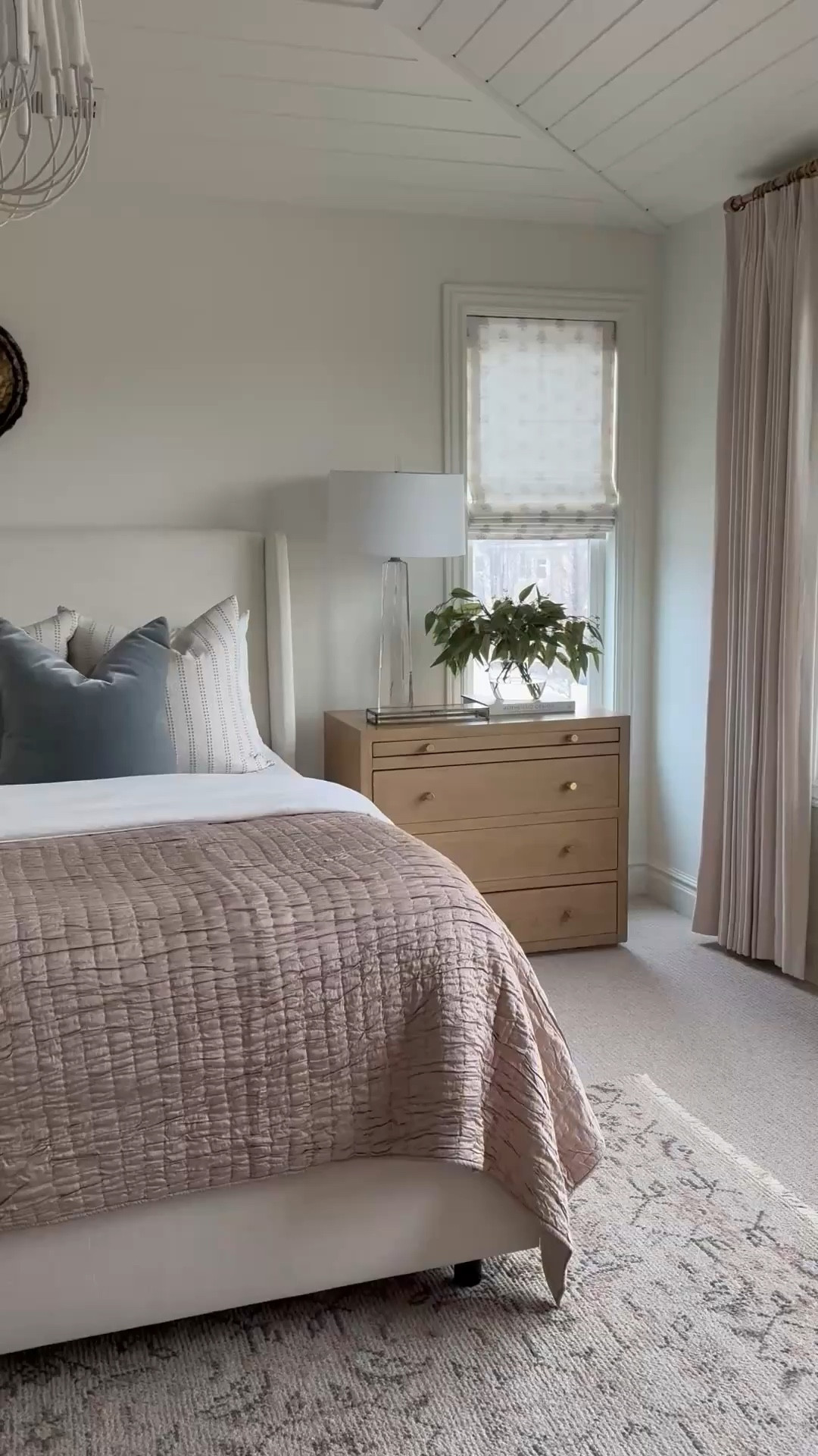 Sharing some of my favorite finds from @Wayfair that make my home feel elevated and classic ✨

From my classic bed frame, to my chic bathroom rug… my dining table & even the wallpaper in my laundry room— these pieces make my home feel so elevated and put-together.

It’s the perfect time to give your home a New Year refresh with Wayfair WEEKEND CLEARANCE—up to 70% off and fast shipping! 🛍✨

Comment Wayfair below, and I’ll send the links straight to your inbox so you can refresh your space and start the New Year in style! 🏡

#wayfairpartner 
#wayfair 

#wayfairpartner 
#wayfair 
#bed #bedroom #refresh #rug #wallpaper #diningtable #dining #table #newyear 

#LTKSeasonal #LTKHome #LTKSaleAlert