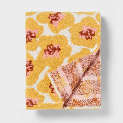 Knit Flower Kids' Throw Blanket - Pillowfort™ | Target