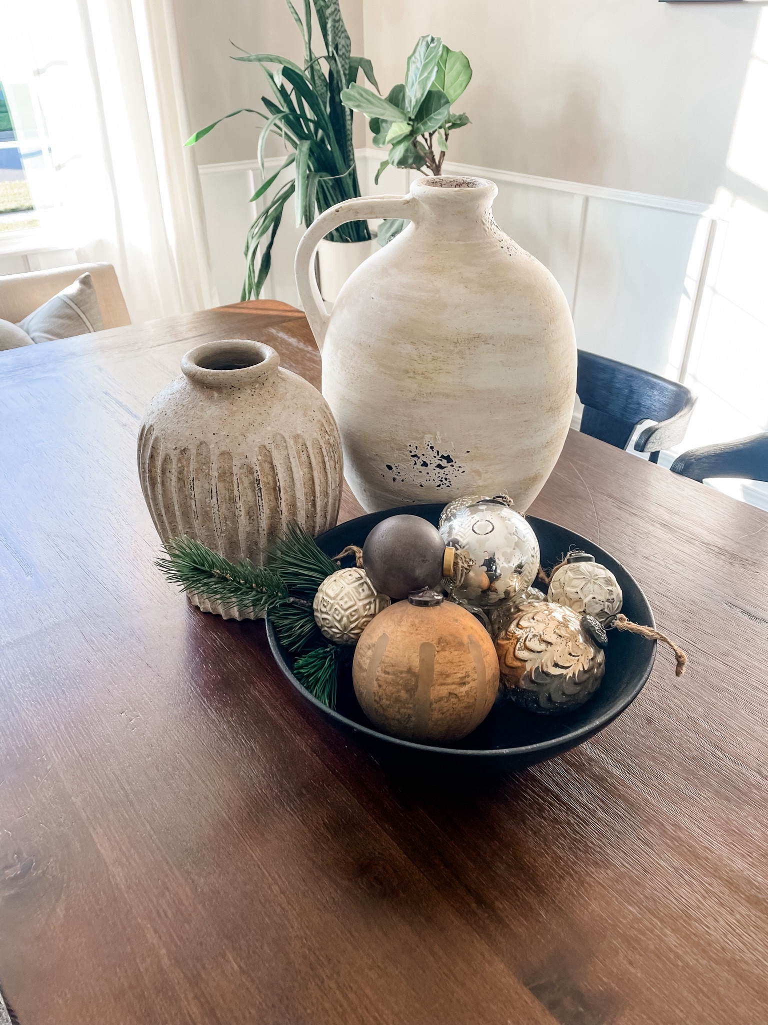 Dining table, centerpiece, Christmas, Christmas decor, vase, pottery barn, bowl, ornaments, mercury glass, faux stem, greenery

#LTKhome #LTKSeasonal #LTKHoliday