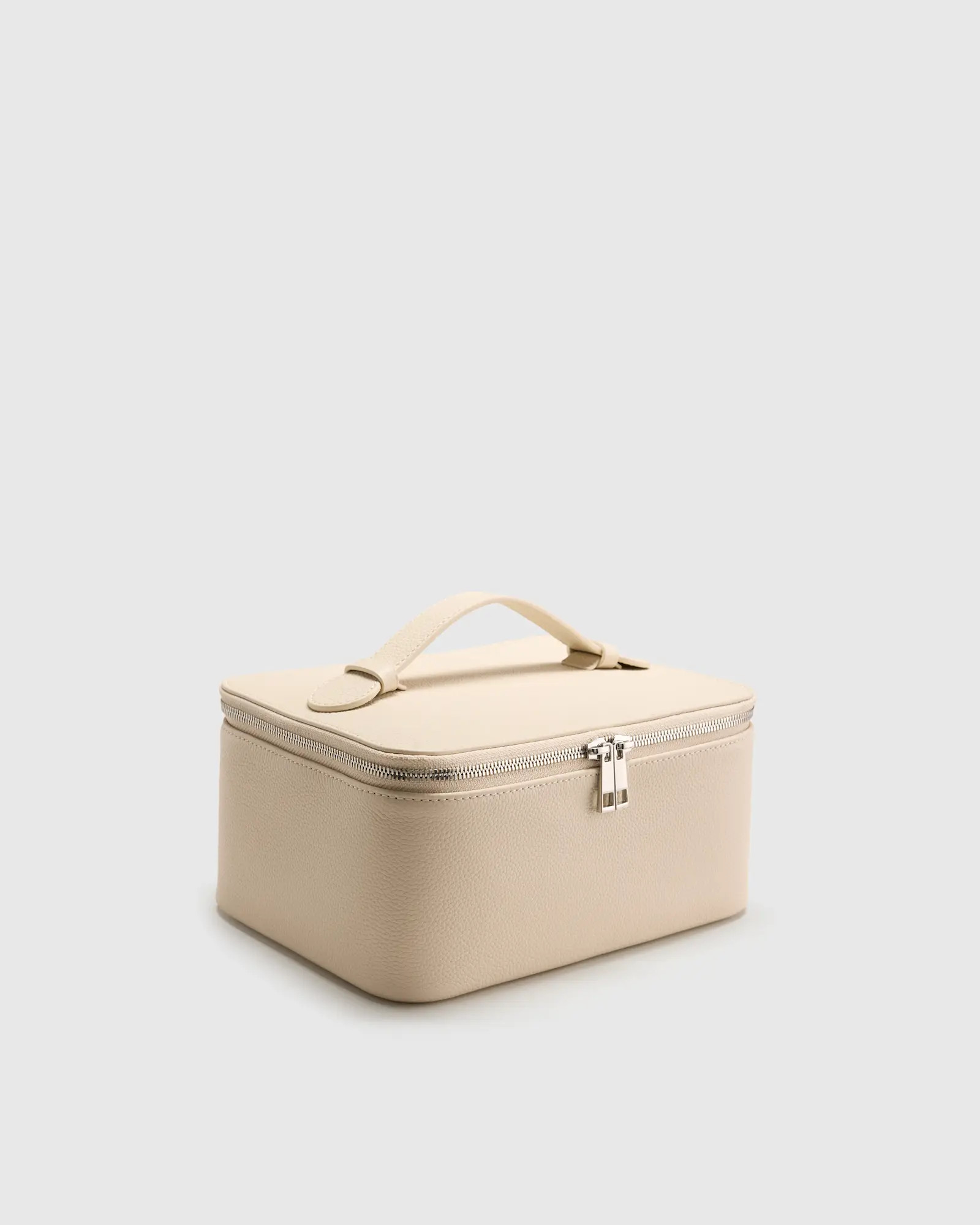 Italian Leather Travel Cosmetic Case | Quince