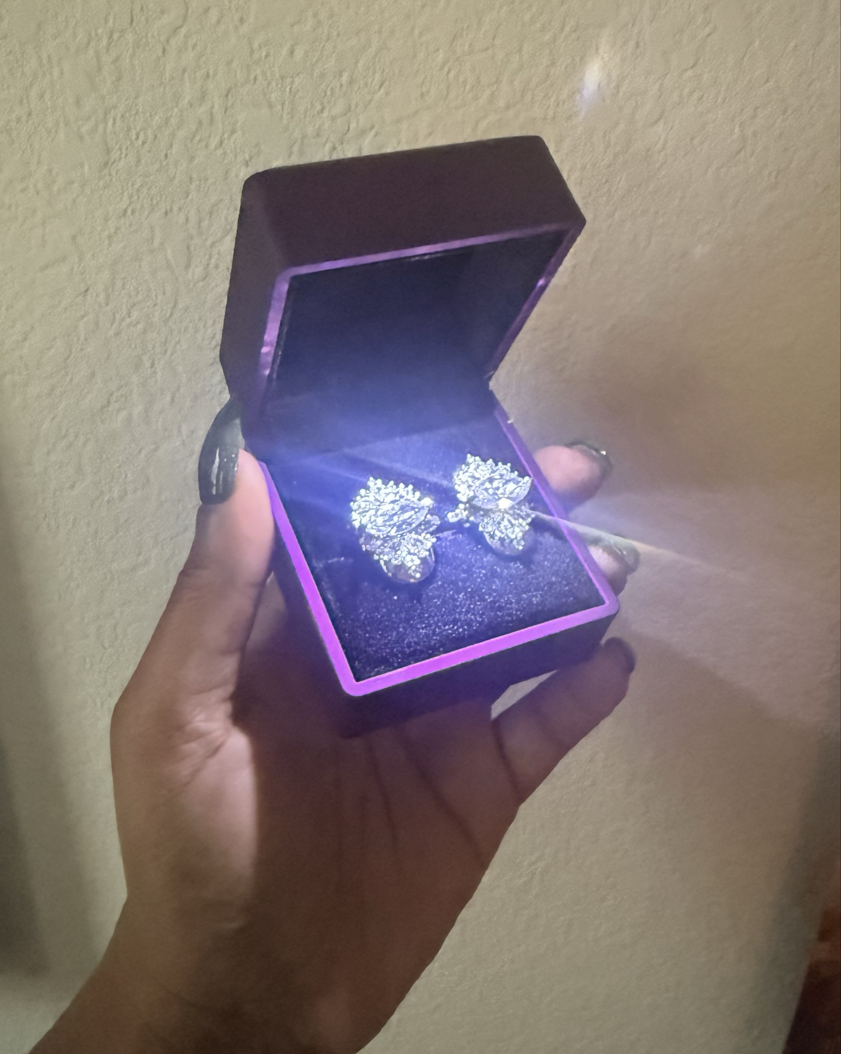 Ear phone jewelry 👀💎

#LTKGiftGuide #LTKCyberWeek #LTKActive