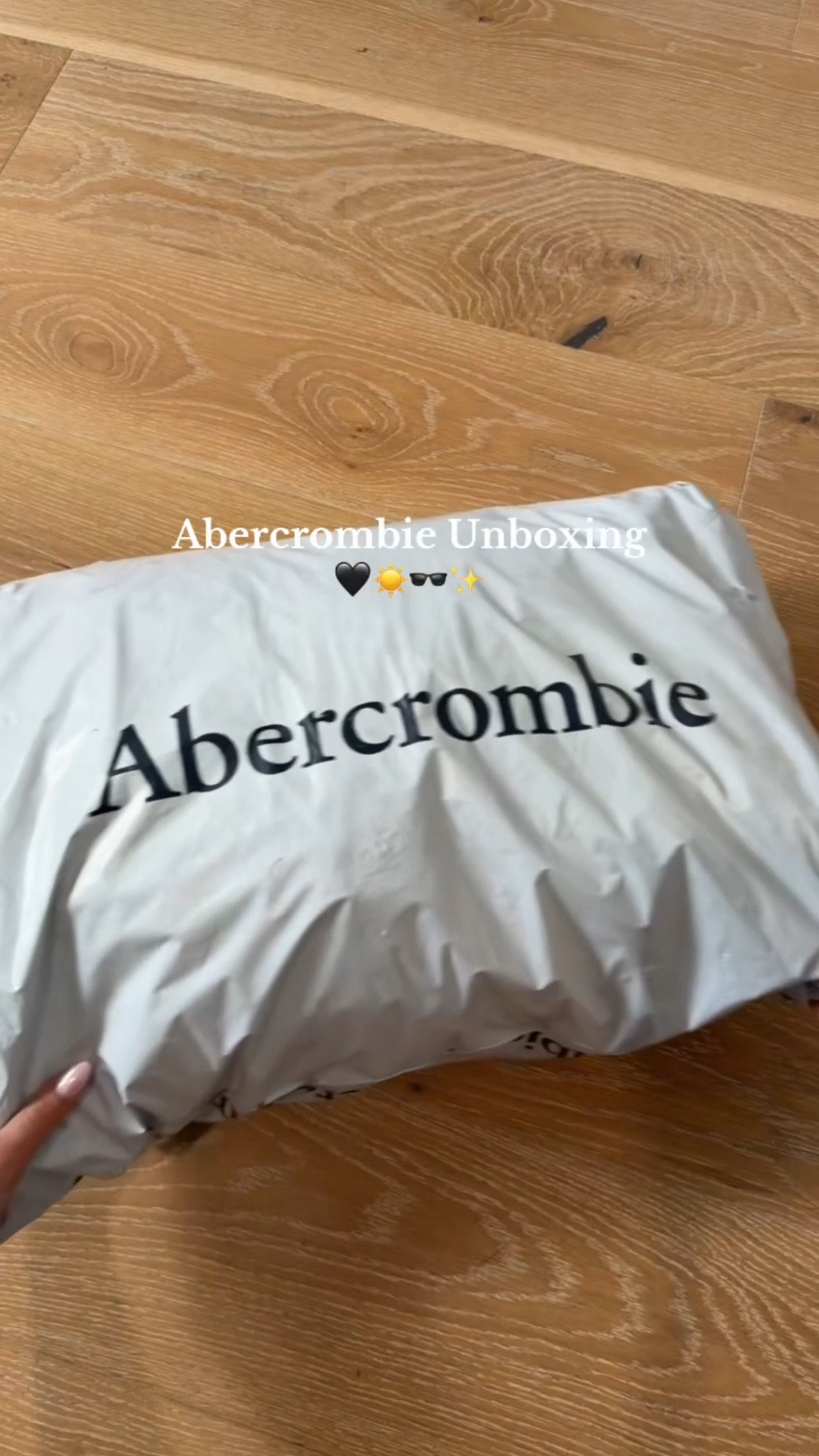 What I ordered from the Abercrombie sale ✨ I will have these linked on my LTK 🛒 I’ll post a try on soon.