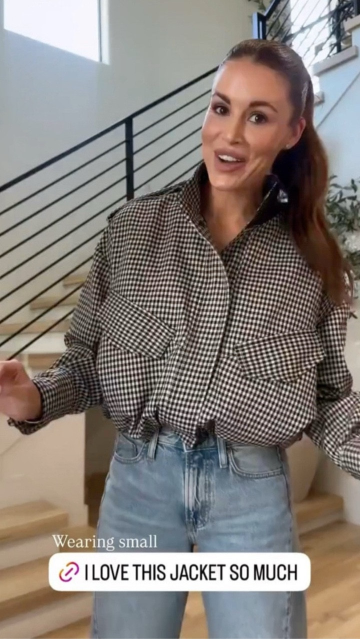 This is the cutest jacket I’ve seen in a long time! It buttons all the way up and has a bit of a cinched, cropped waist. The shoulder detail is so good. Looks great with jeans! The check print is also really cute! @Zara 

#LTKdayinmylife #LTKgrwm #LTKootd