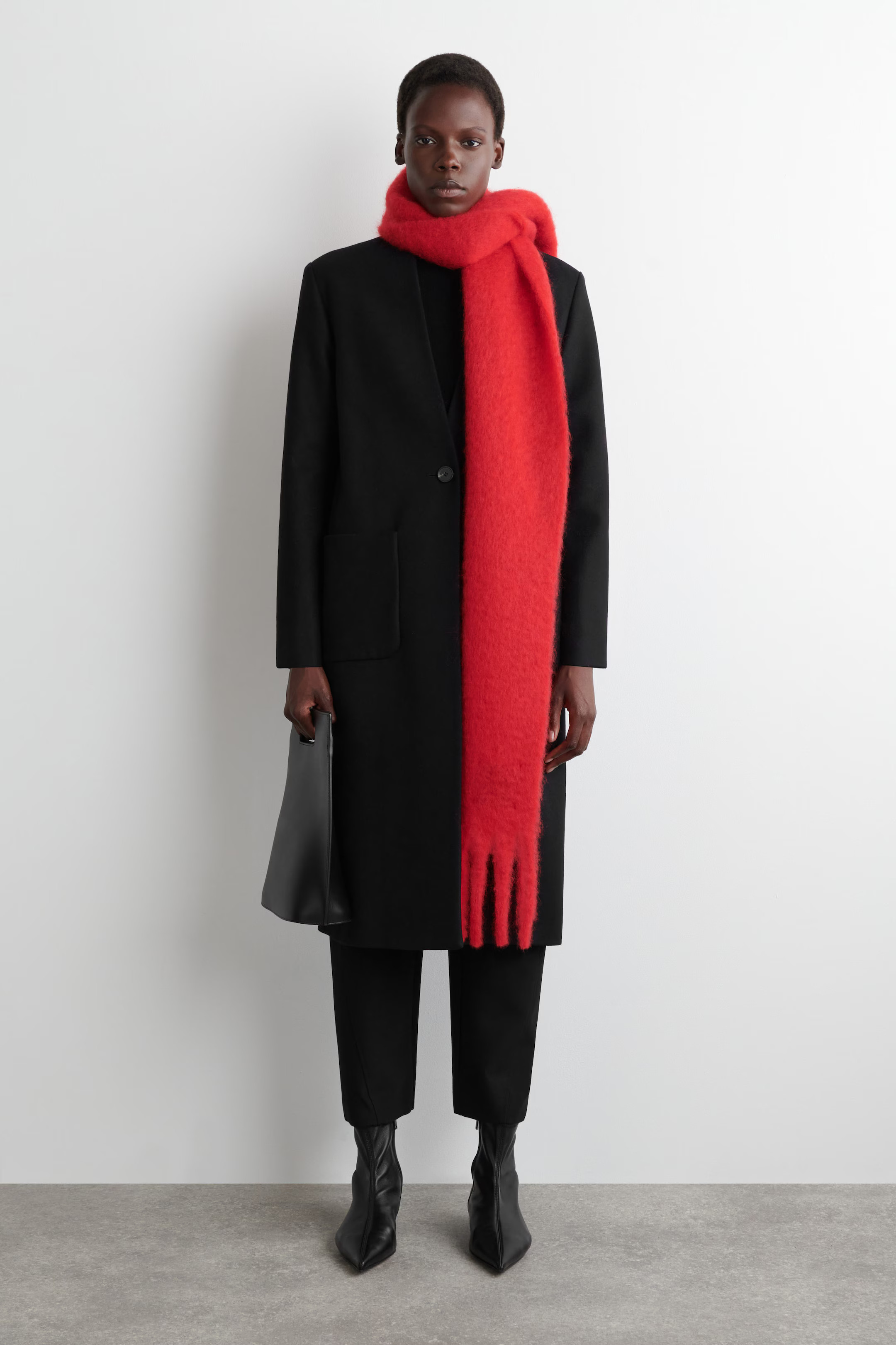 FRINGED BRUSHED-MOHAIR SCARF - RED | COS US | COS (US)