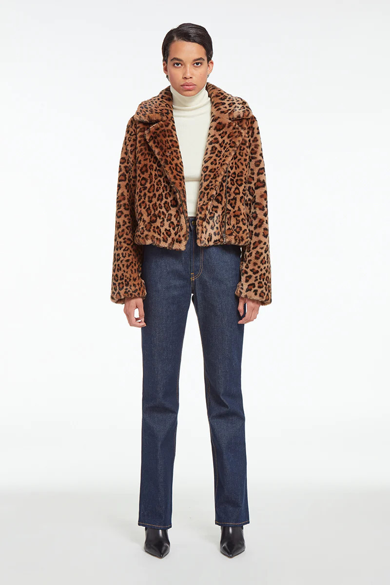 Darby Leopard | Apparis