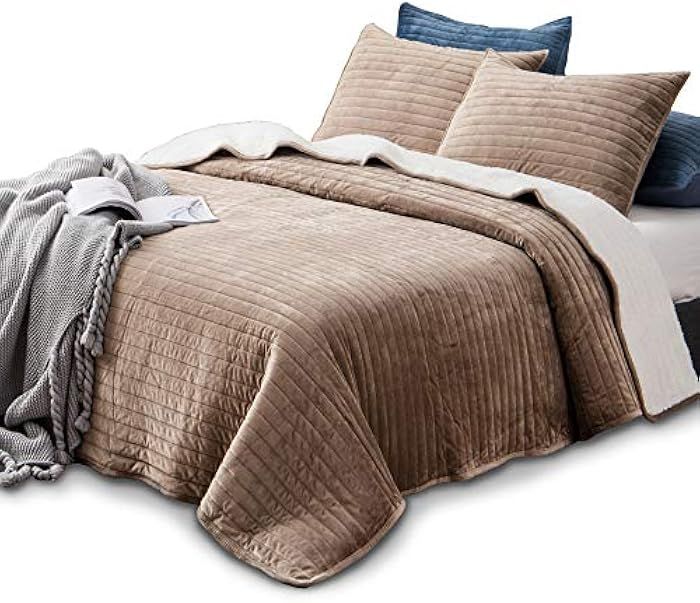 KASENTEX Plush Poly Velvet Lavish Design Quilt Set with Reversible Fleece Micromink Sherpa - Luxu... | Amazon (US)