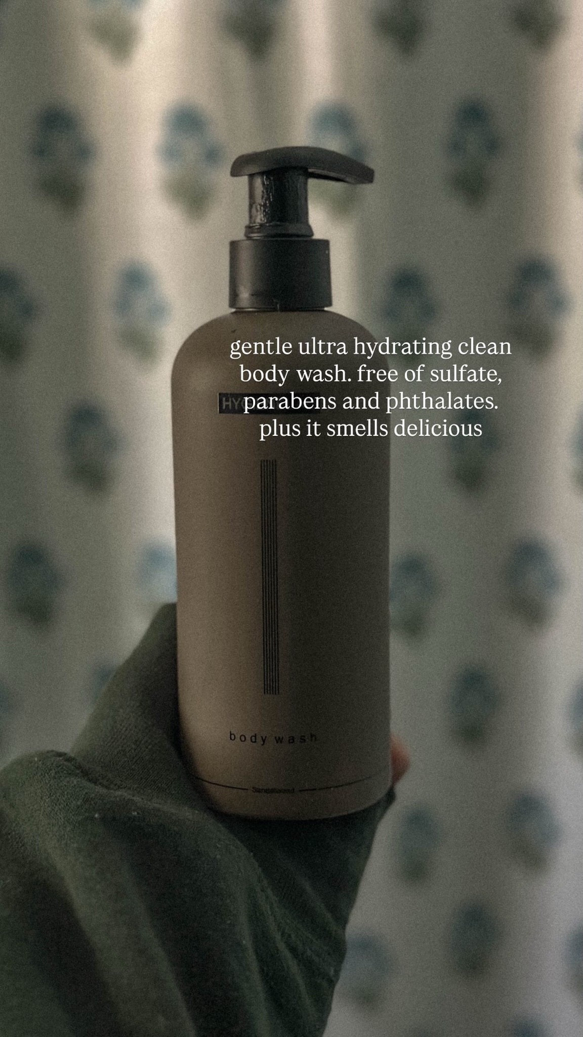 Clean men’s body wash that smells as good as old spice🧔🏻‍♂️