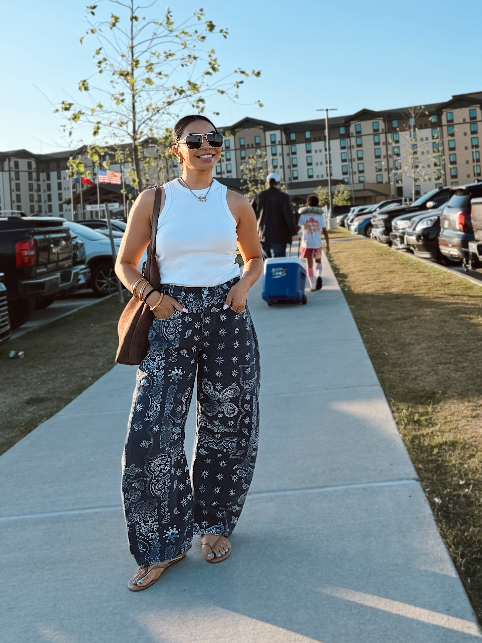 Size down in these barrel jeans 

#LTKgrwm #LTKdayinmylife #LTKmomlife