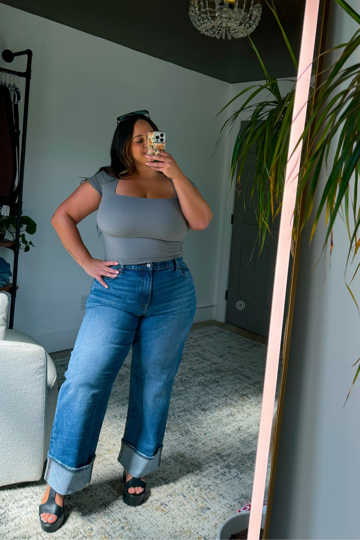 SIZING: 5’2” / 14-16 / 38J 

Jeans shown in a size 16
Top shown in a size XL 

#jeans #ltkcurves #curvyjeans #stretchyjeans #casualoutfits #everydayoutfits #fallfashion

#LTKMidsize #LTKStyleTip #LTKSaleAlert