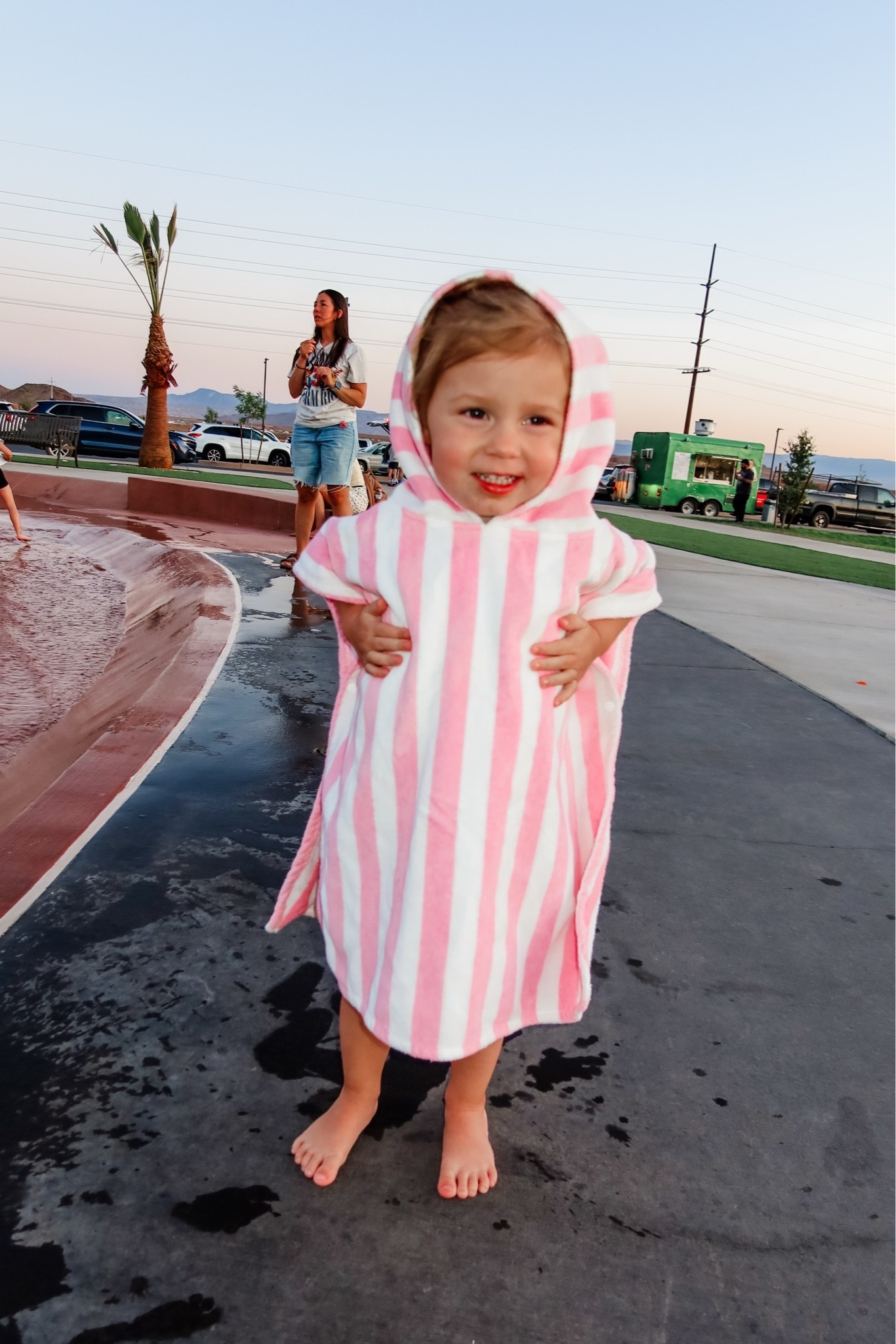 I got this towel poncho from Amazon and love it! It’s impossible to keep a toddlers towel wrapped around them this is so much easier ❤️ 
Amazon finds Amazon

#LTKSeasonal #LTKKids #LTKBaby