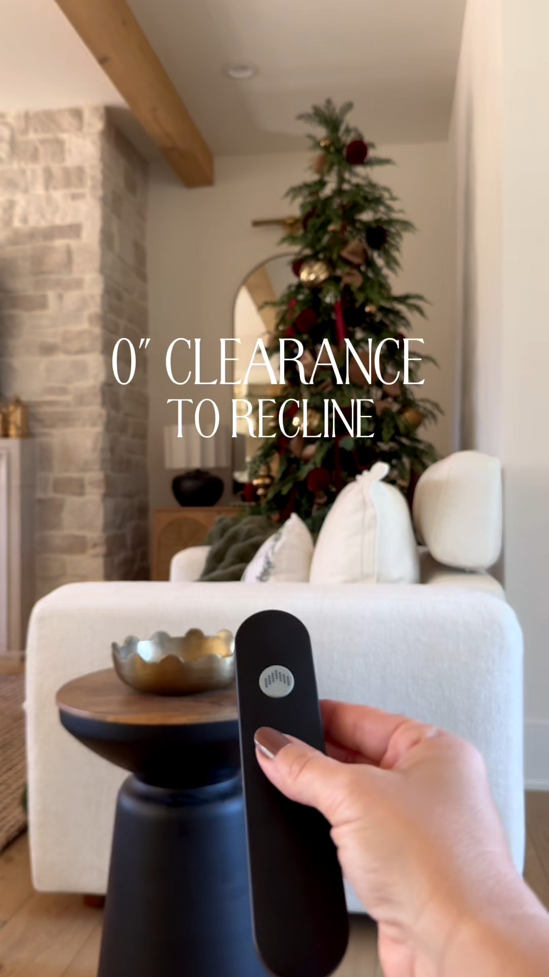 Give the gift that keeps on giving!! We are loving our new @stayhomebody sofa in velvet marshmallow!! 

Use code: CLOSEKNIT
30% off orders $2,000+
35% off orders $8,000+
40% off orders 