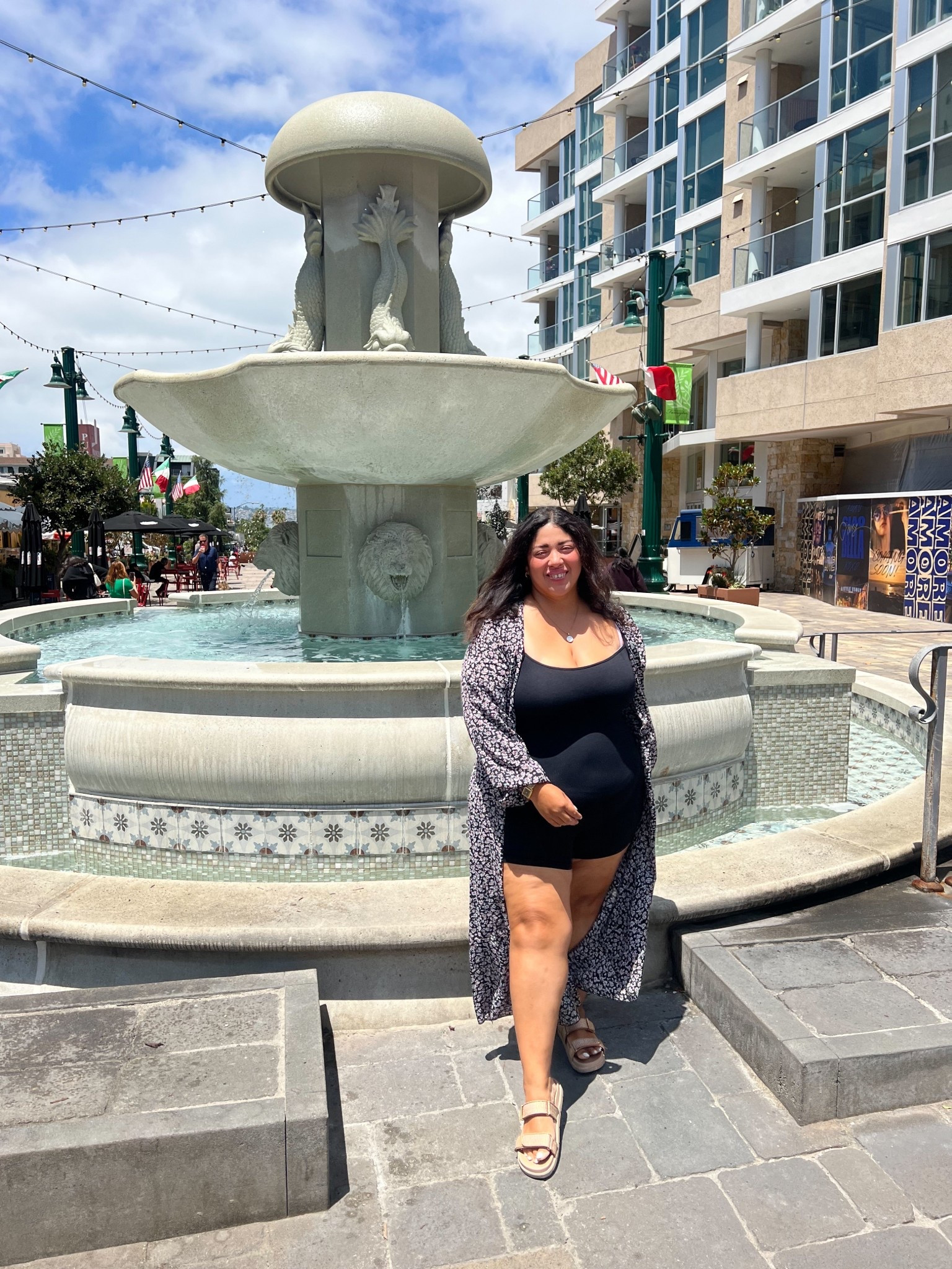 Hola bebes  my favorite body suit. It snatches you in and it’s perfect over dresses and jeans or skirts my go to. 

