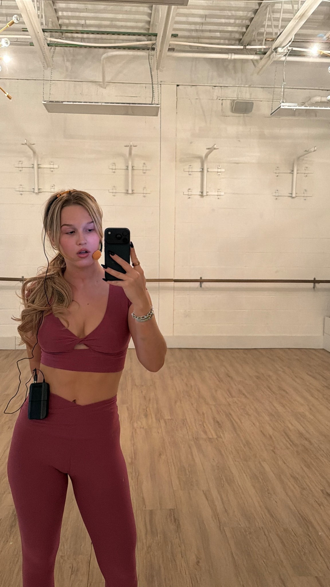 Love a mauve moment & anything Beyond Yoga 😌💗

#LTKfitnessgoals #LTKActive #LTKgrwm