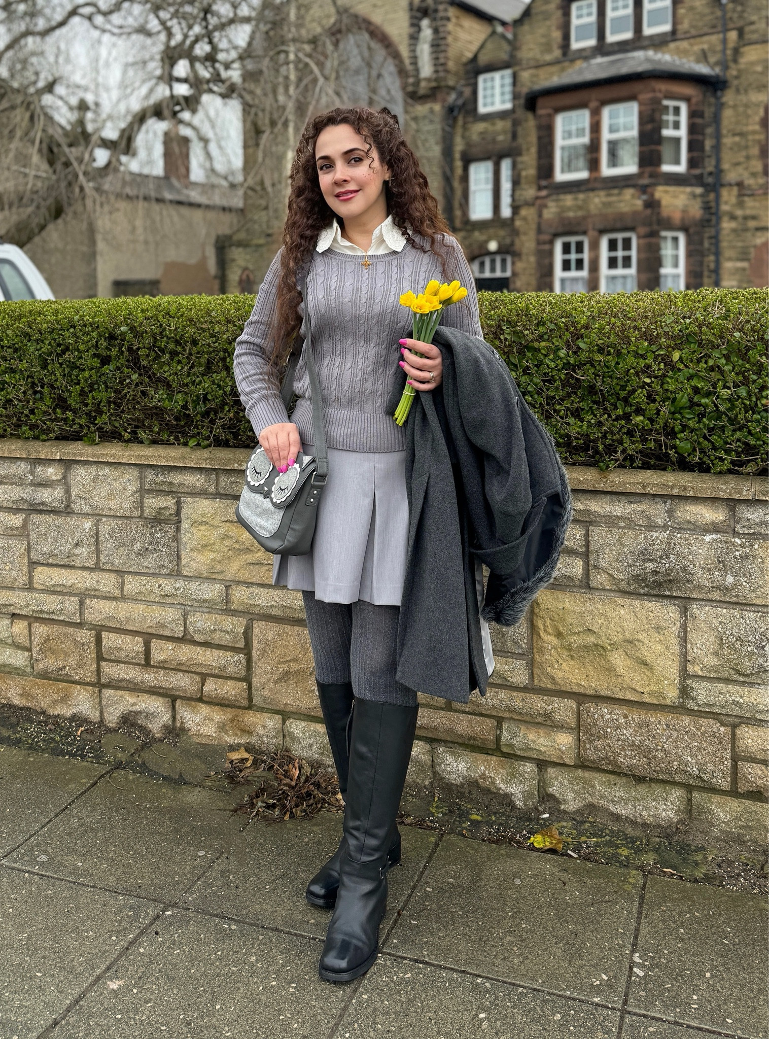 Sometimes, I opt for a simple look in shades of grey 🩶


#jewellery #gold #classygirl #femininestyle #girlyfashion #classyfashion #vintageinspired  #classicstyle #elegantstyle #fashionblogger #explorepage #fashioninfluencer #pinterestgirl #ugccreator #nanoinfluencer #discoverunder10k #oldmoneystyle #gossipgirl #blairwaldorf #parisianstyle #stylingtips #princessstyle #princesscore #ltk #shadesofgrey #preppy #beststreetvibes

#LTKmidsize #LTKeurope #LTKworkwear