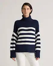 100% Organic Cotton Split Hem Turtleneck Sweater in Navy/white | Quince