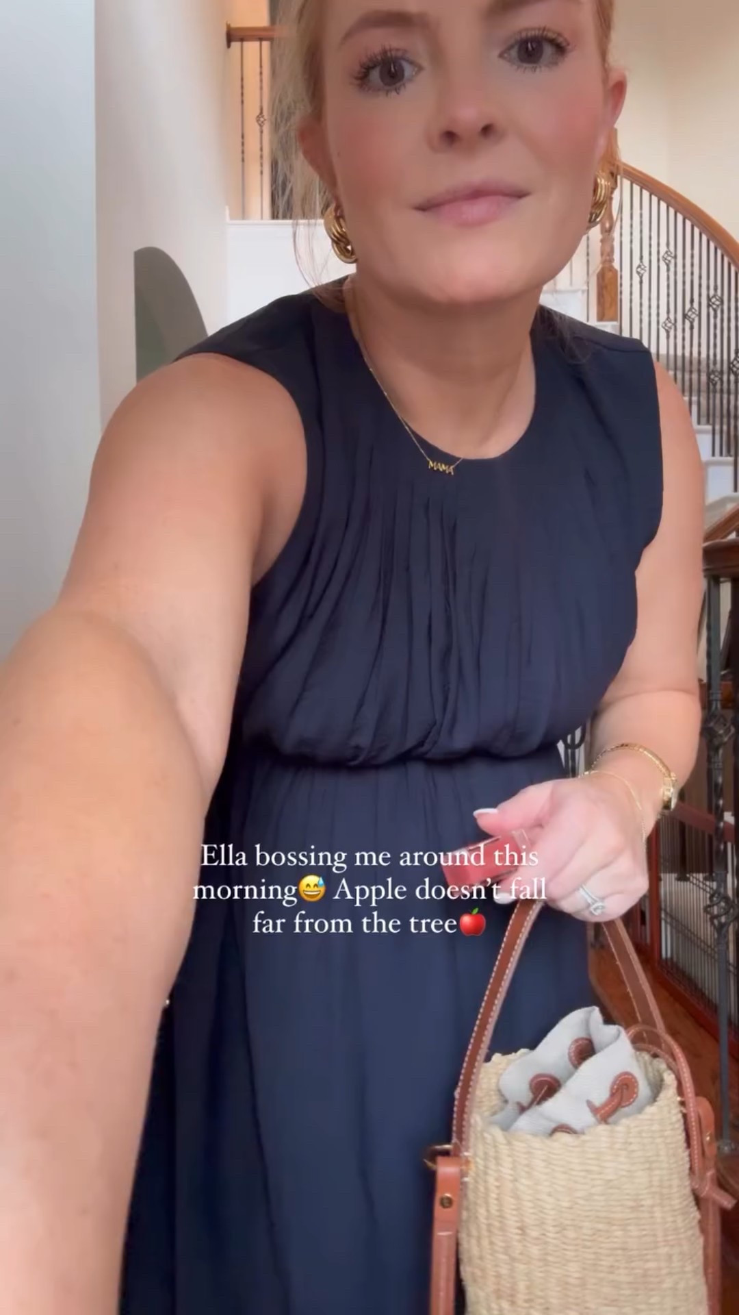 Ella bossing me around this morning😅 Apple doesn’t fall far from the tree🍎