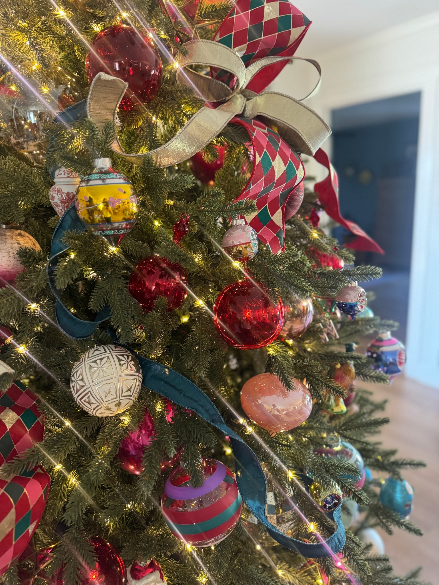 Colorful Christmas🎄

#LTKmomlife #LTKHome