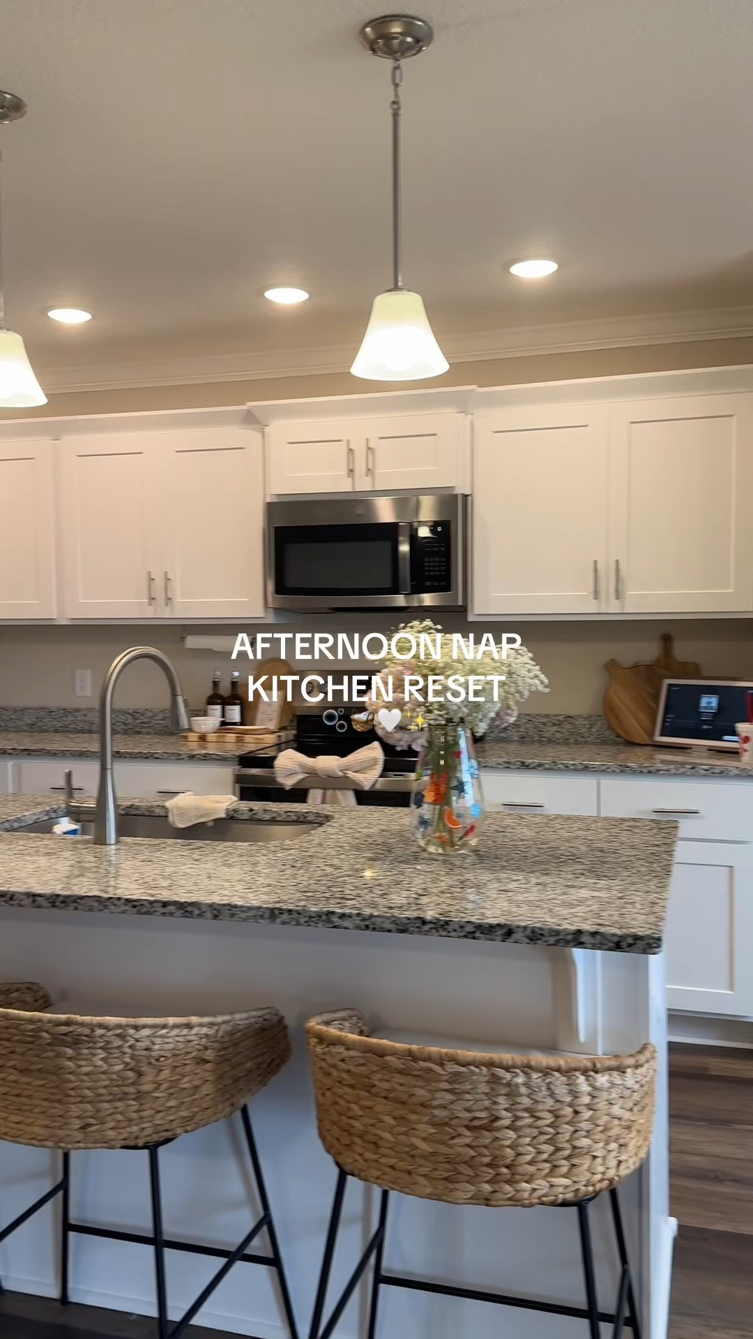 Current Minimal Organic Kitchen Decor

#LTKvlog #LTKHome #LTKmomlife