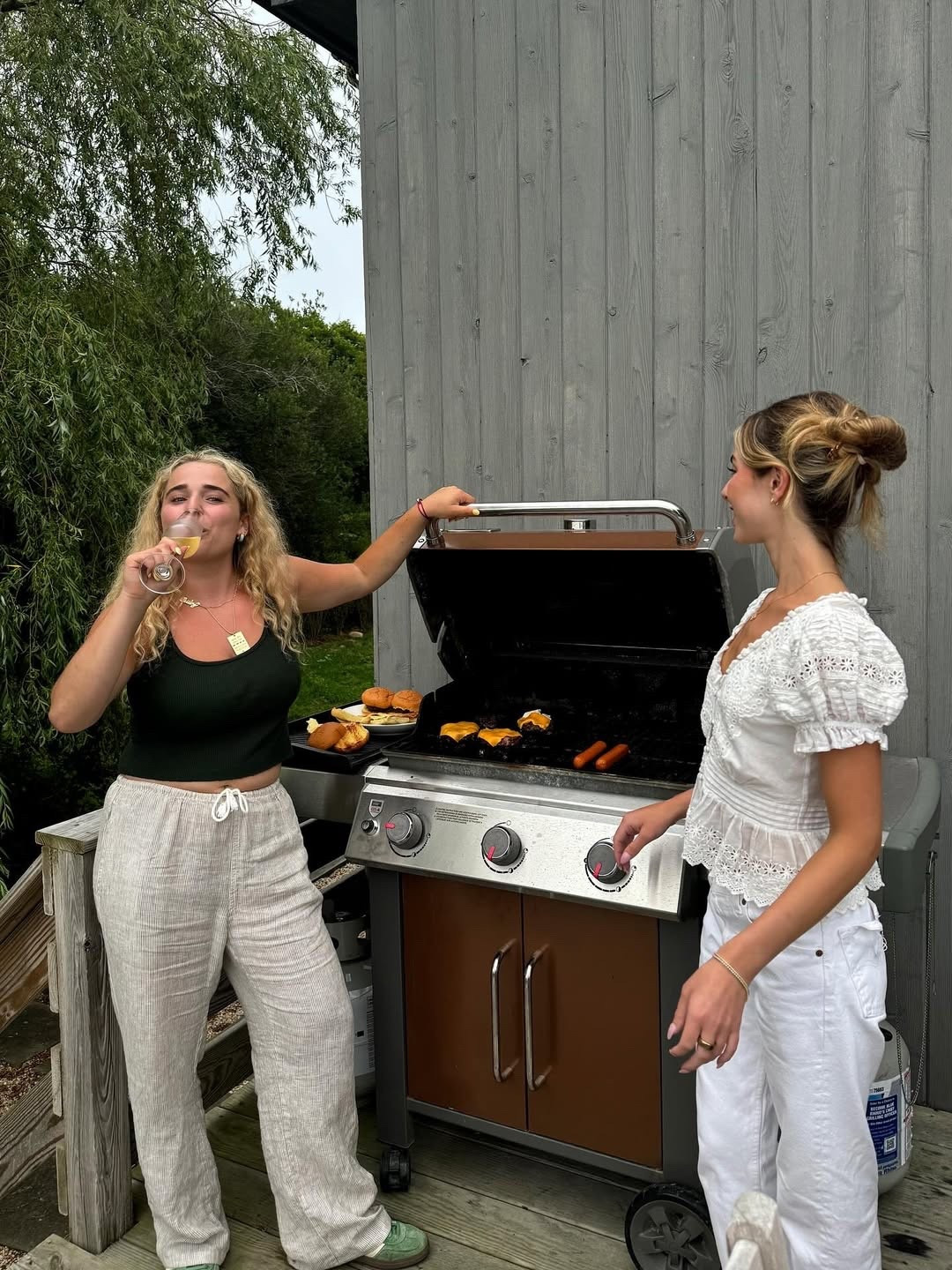 I’m on the grill you make the sides. my top is loveshackfancy but linked similar

#LTKStyleTip #LTKFindsUnder100

#LTKSeasonal