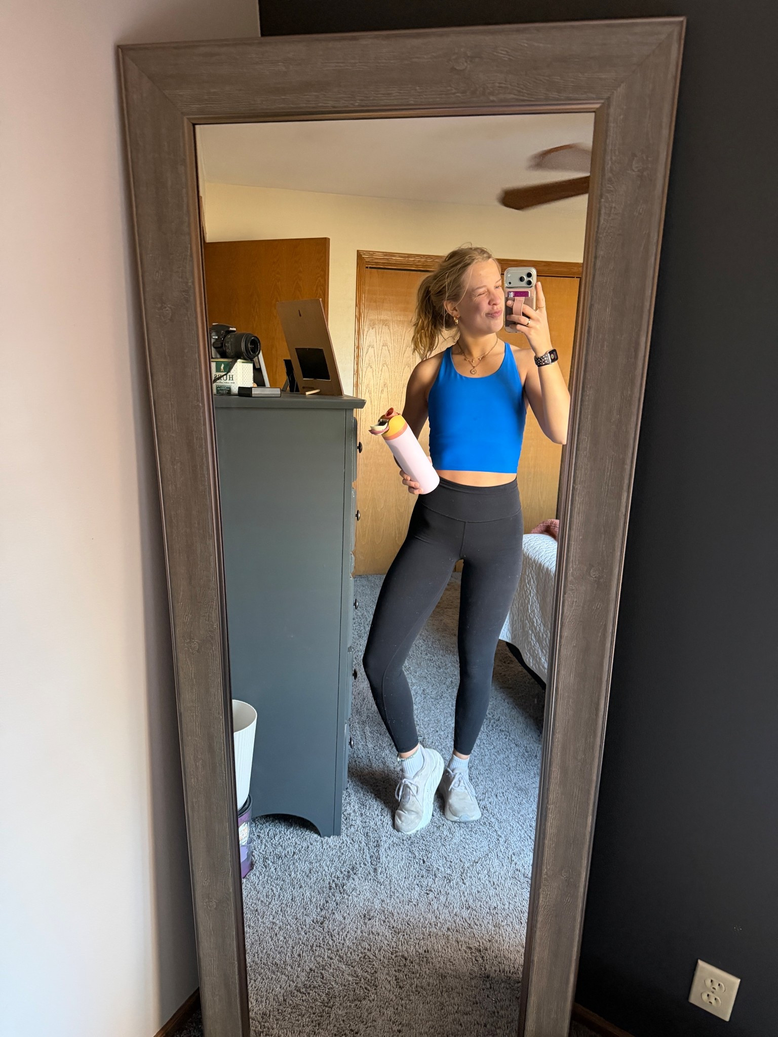 Monday’s light cardio & upper body workout fit – 02.23.26 💪🏻

Medium in blue Old Navy tank top
4 in black Athleta leggings
9 in New Balance running shoes
🧦 white quarter-crew socks are from Old Navy
Owala is from Amazon

cardio outfits, Old Navy finds, Old Navy fashion, Old Navy powersoft, Old Navy activewear, Old Navy tank tops, blue workout tops, Athleta leggings, Athleta essentials, Athleta fashion, workout outfits, trending outfits, Amazon finds, Amazon fashion, Amazon socks, Bombay dupes, New Balance running shoes, white running shoes

#LTKActive #LTKfitnessgoals #LTKSaleAlert