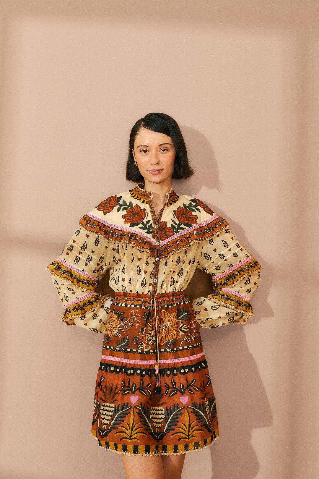 beige ainika floral ruffle mini dress | FarmRio (US)