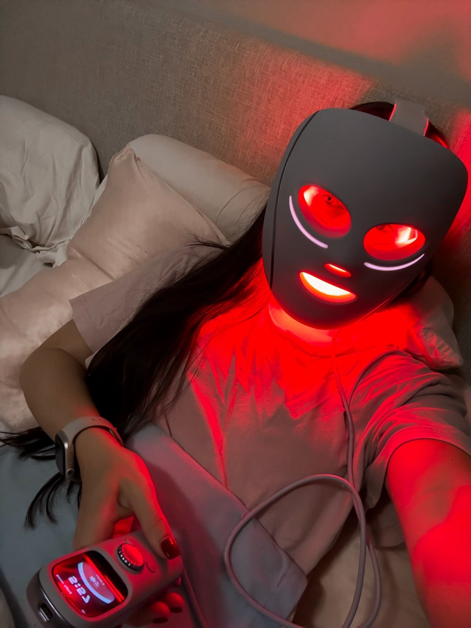 My red light therapy mask is $75 off for Black Friday! (Clip the coupon for the discount) If I didn’t already have this, it would be on my Christmas list for her! Great gift idea for her! 

#LTKCyberWeek #LTKselfcare #LTKSaleAlert