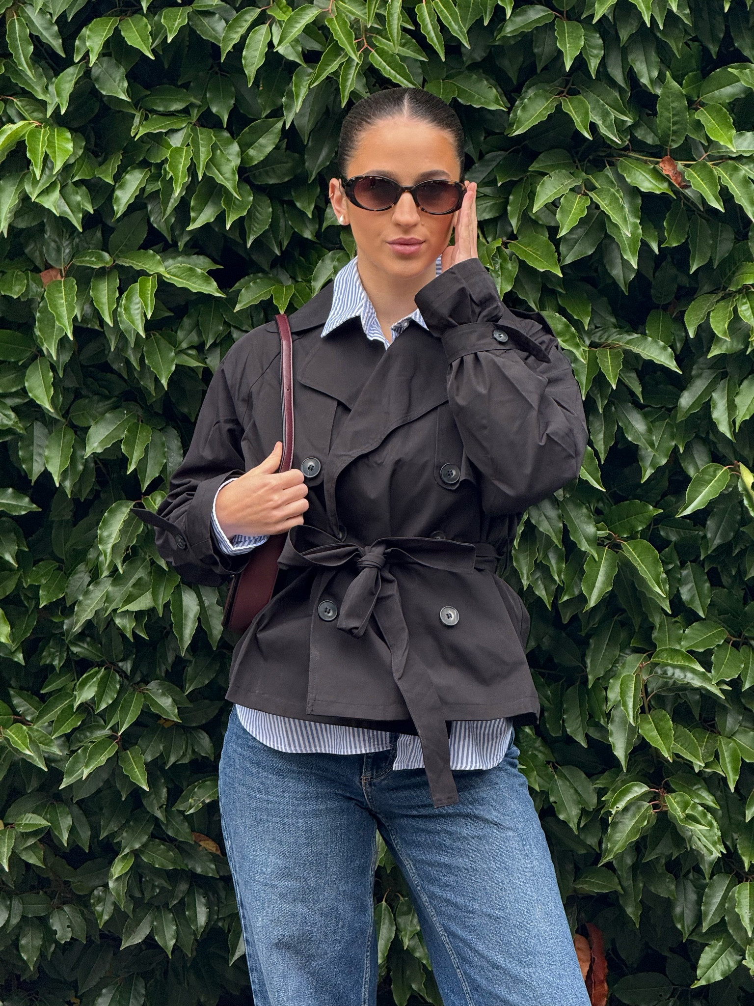 autumn outfit inpso 🥐🍁🦊 loveee a cropped trench this time of year 🤗 full outfit will be linked on my LTK 🔗