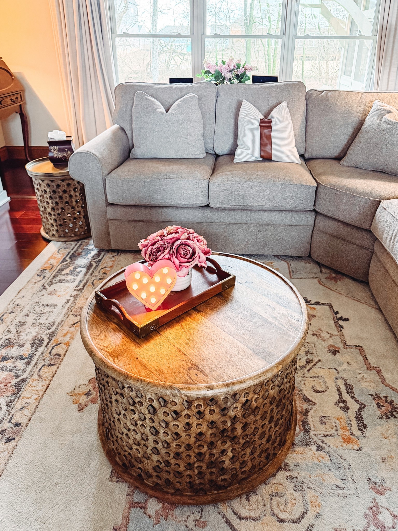 Glowing and charming home decor! 🌸✨ #HomeDecor #ValentinesDecor Elevate your living space with these cozy finds. Perfect for Valentine's Day! #ValentinesDay

#LTKFindsUnder50 #LTKHome #LTKSaleAlert