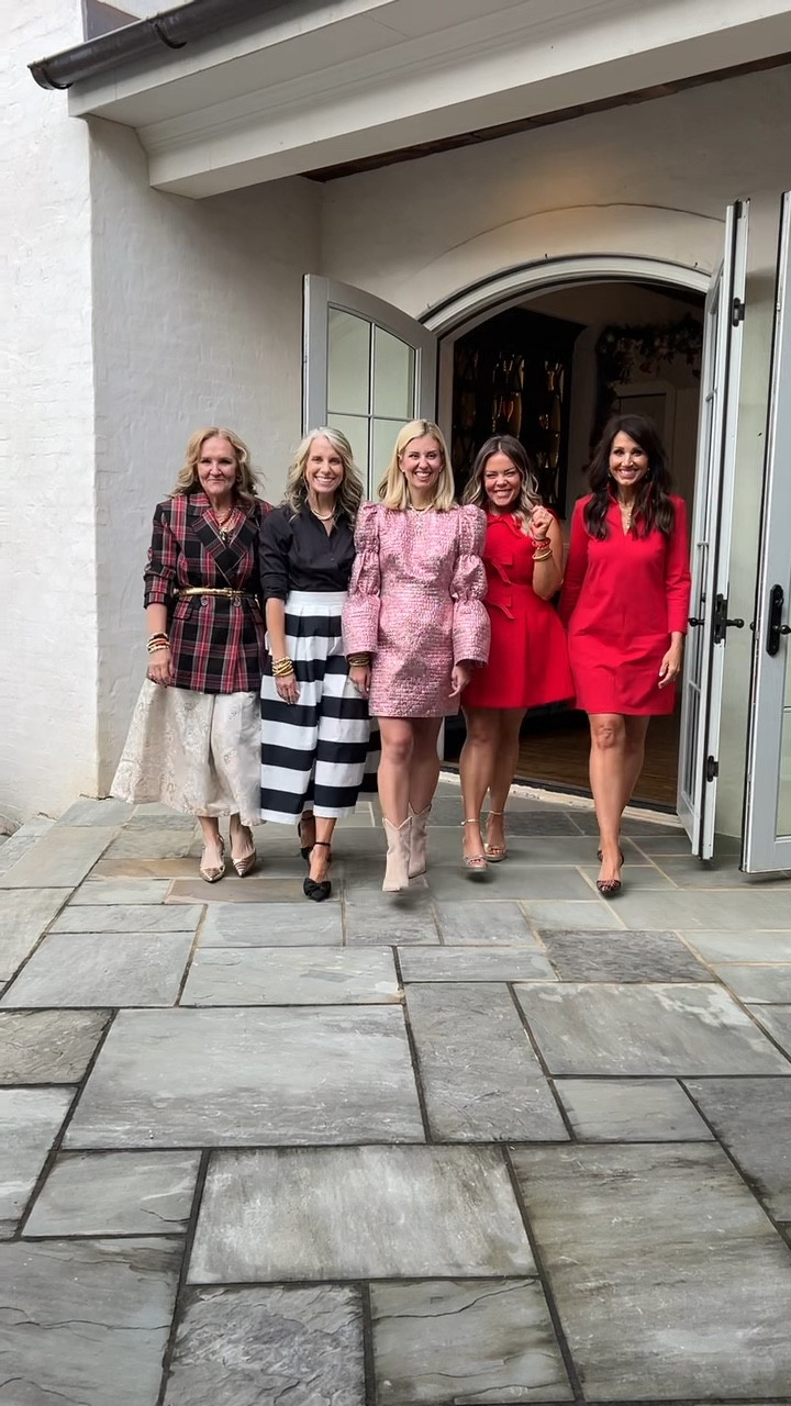 These gals! We made that Amazon finds reel when we were in Dallas. Had to make another video. 

I’ll link what I can. 

Holiday outfits Christmas party outfits Christmas dresses 

#LTKHoliday #LTKWatchNow #LTKOver40