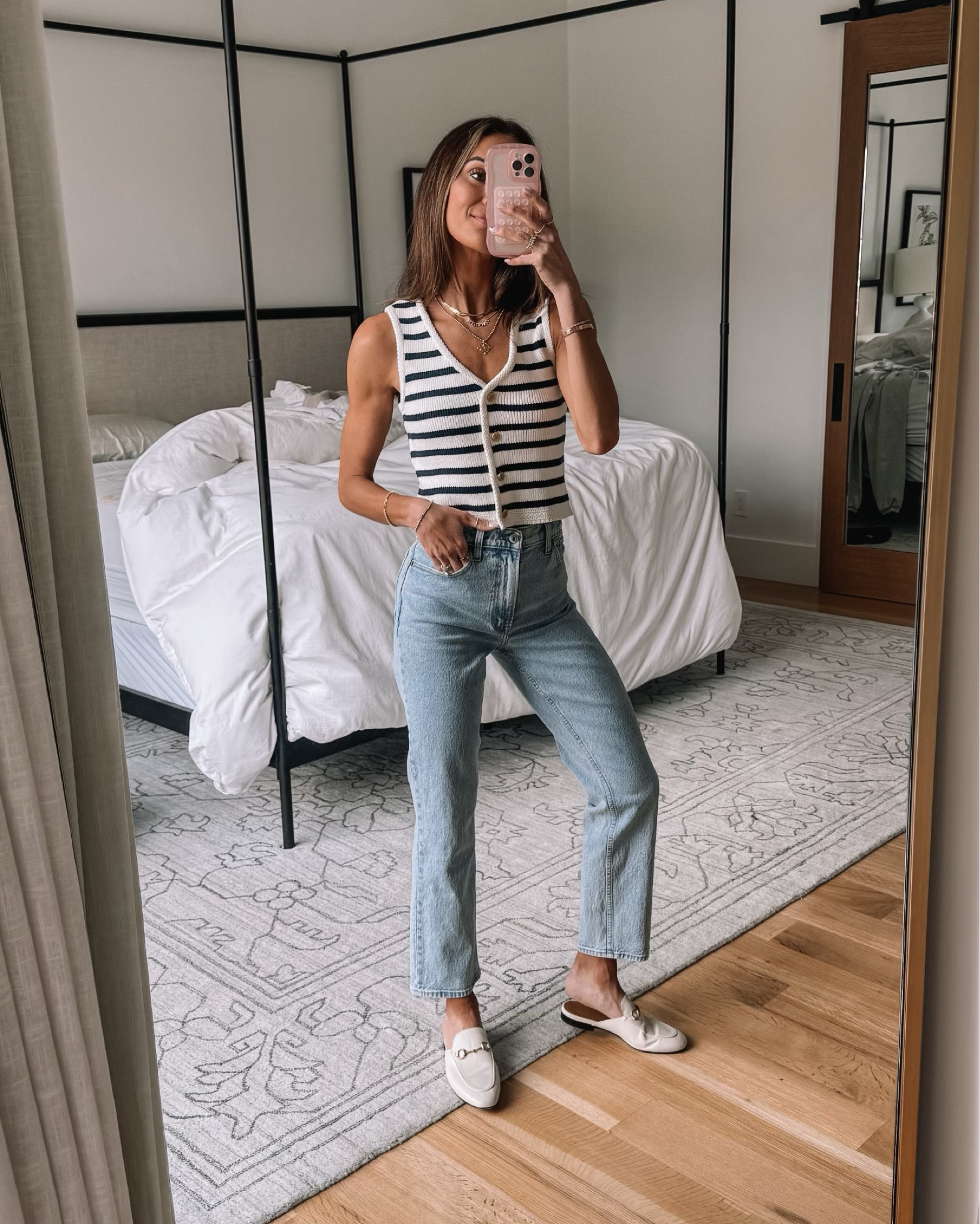 abercrombie jeans on major sale! use code AFLAUREN for an extra 15% off!🙌🏻 run tts, wearing 25s in jeans and xs in top 

#LTKstyletip #LTKsalealert