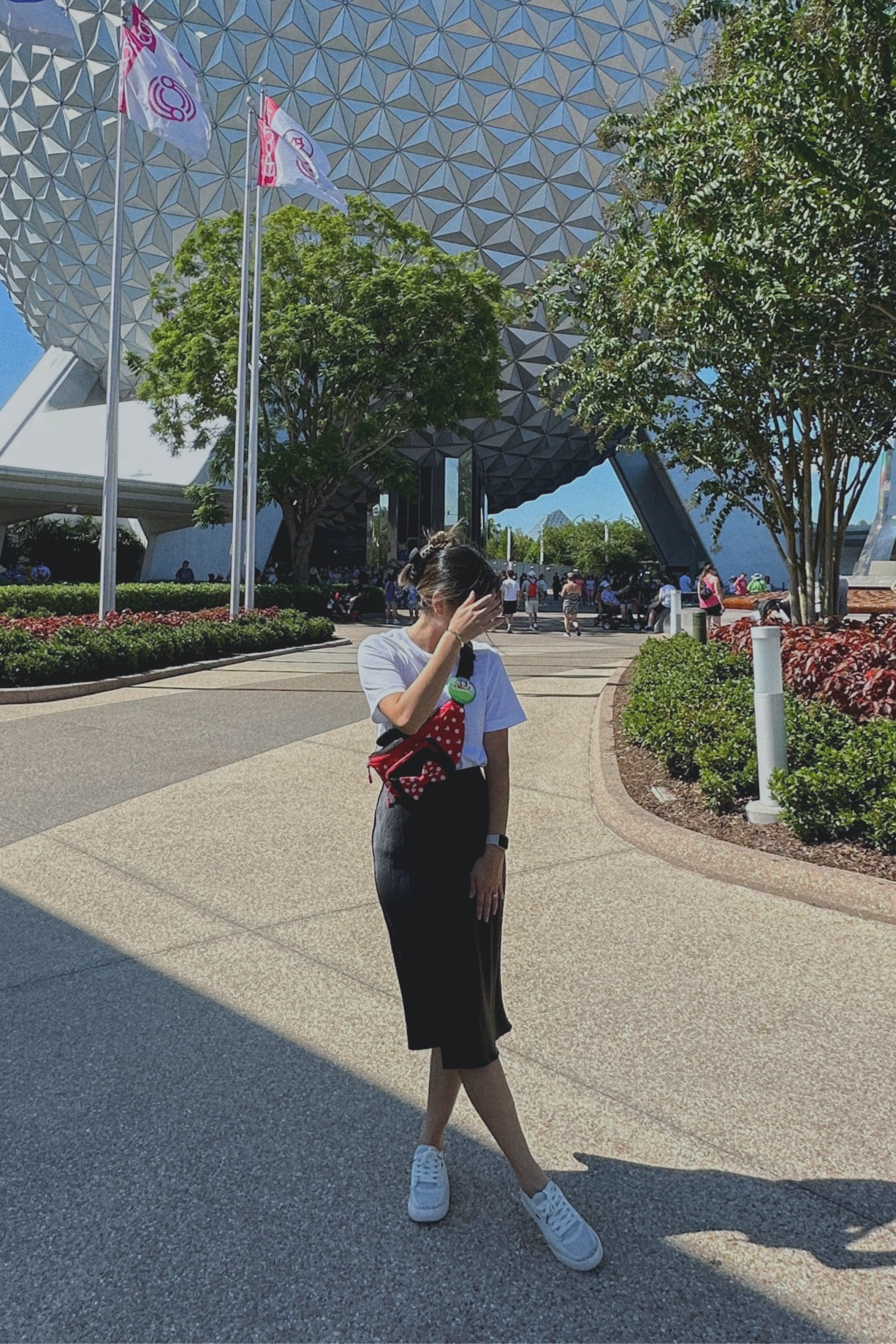 Cute and casual spring summer Disney world outfit idea

#LTKStyleTip #LTKSeasonal #LTKFindsUnder100